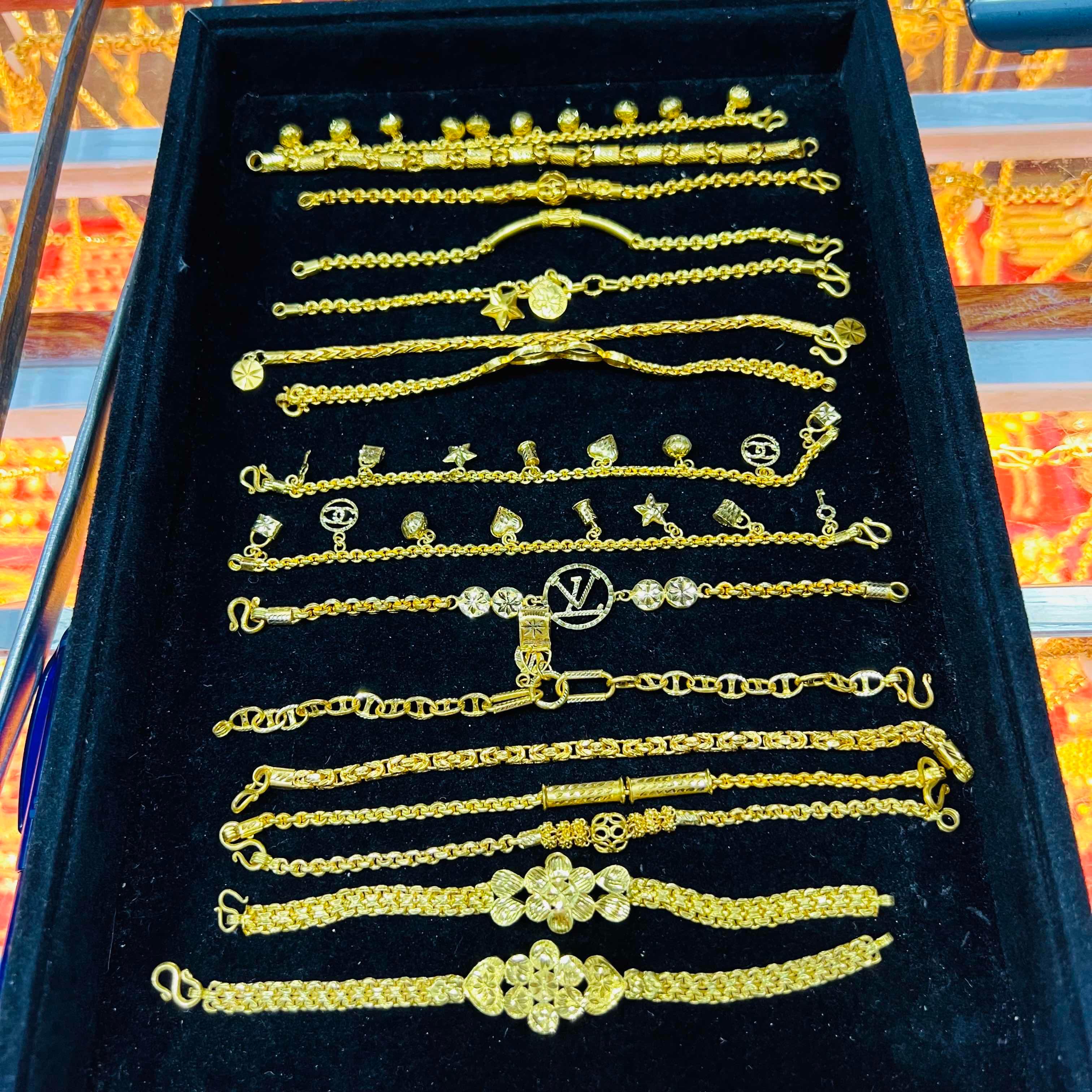 ខ្សែដៃ3ជីទាំងអស់