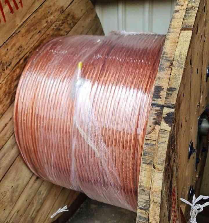 ខ្សែស្ពាន់ស្រាត 35 Sq.mm