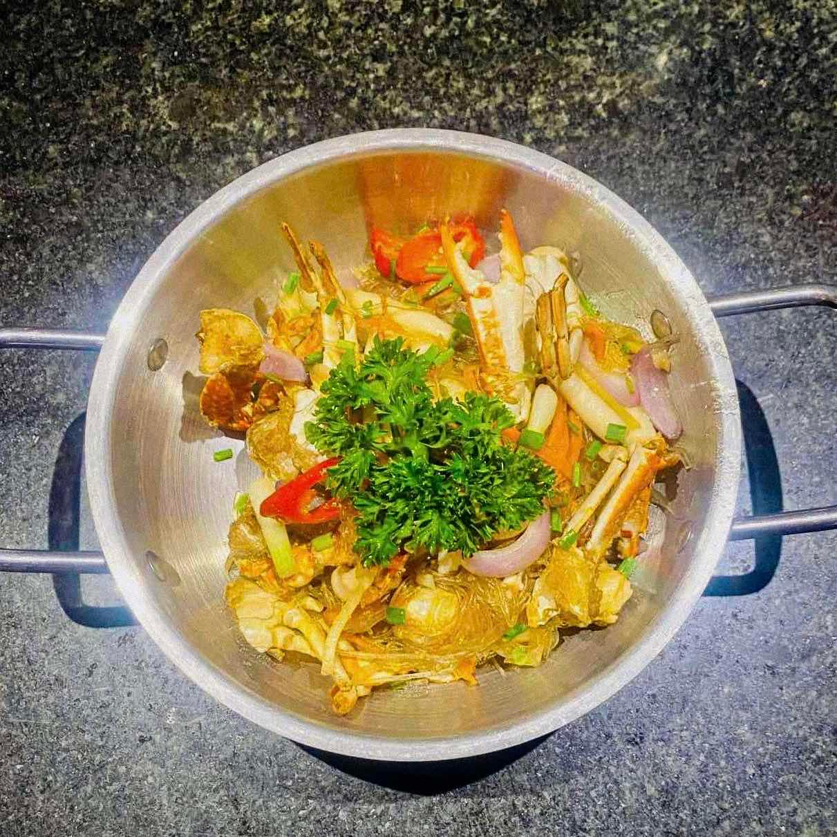 ក្ដាមសេះអប់មីសួរ