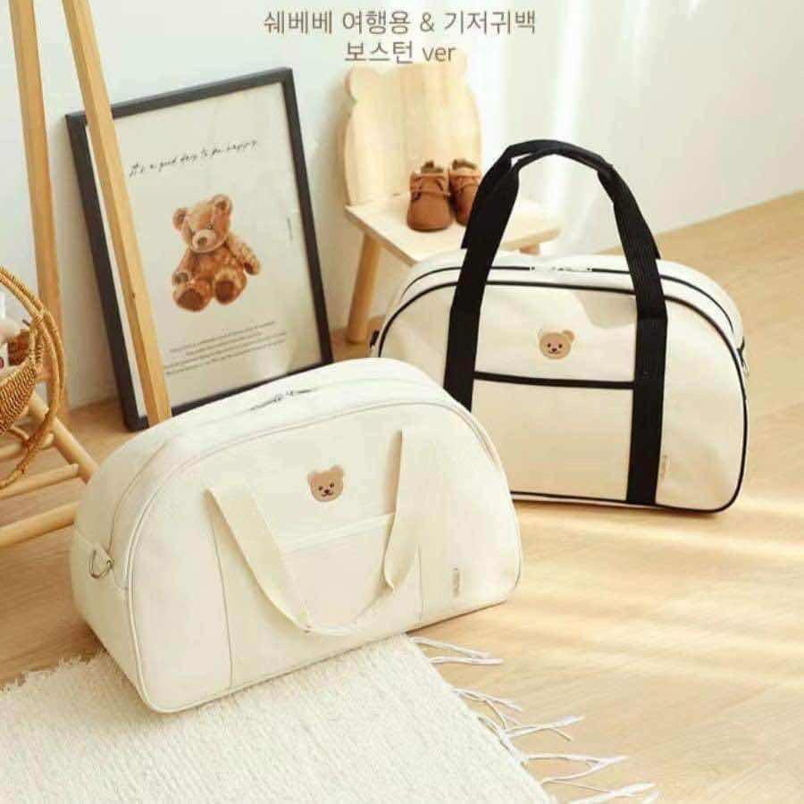 កាបូបដាក់សំភារៈកូន