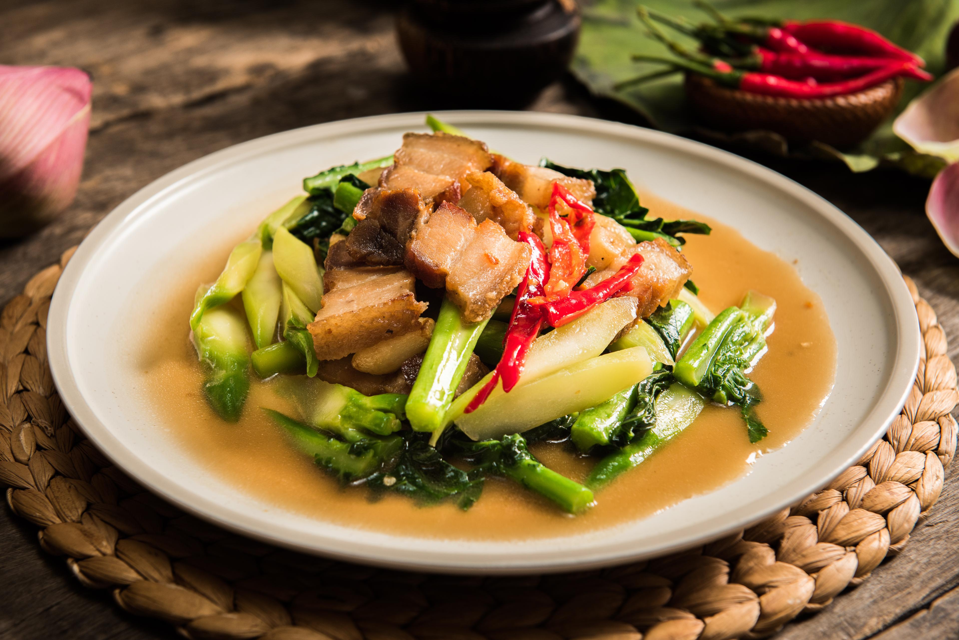 Stir-Fried Crispy Pork With Kale