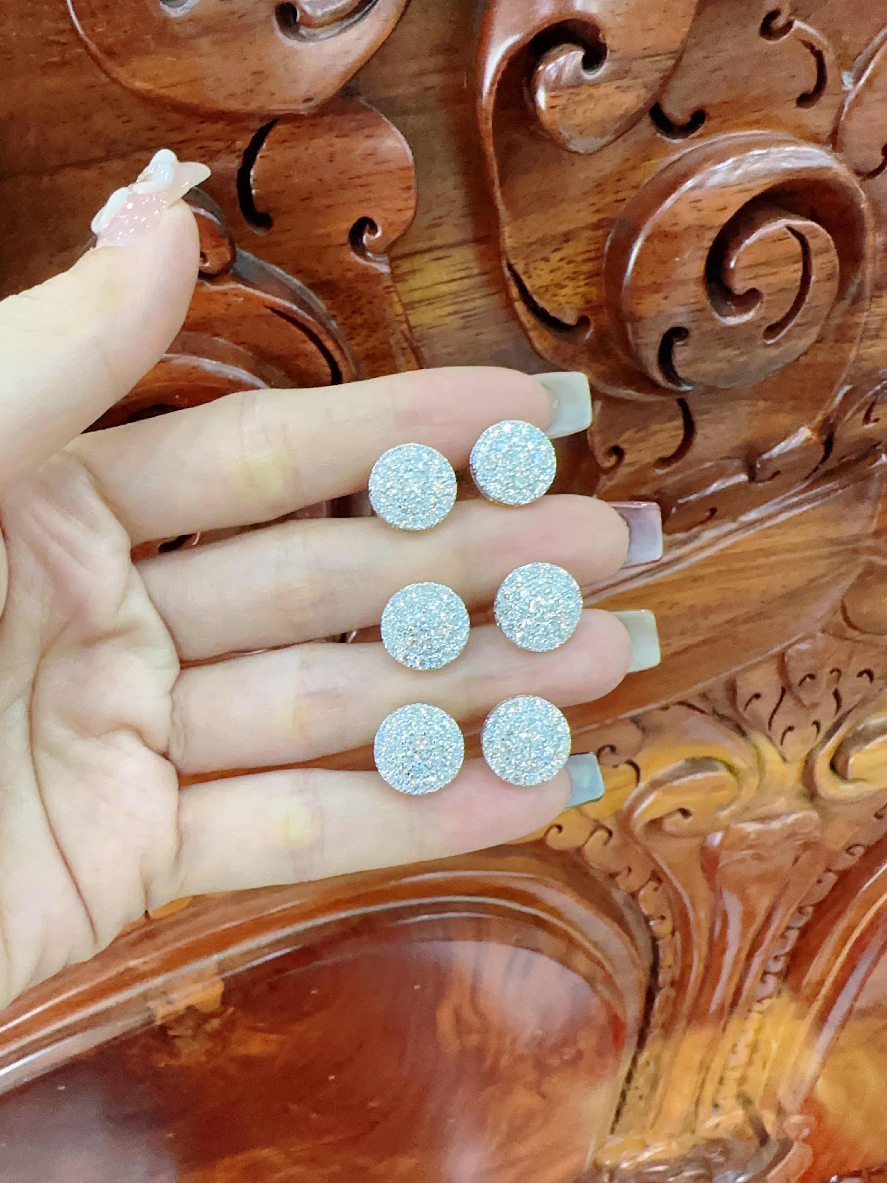 ពេជ្រចុចលឺ