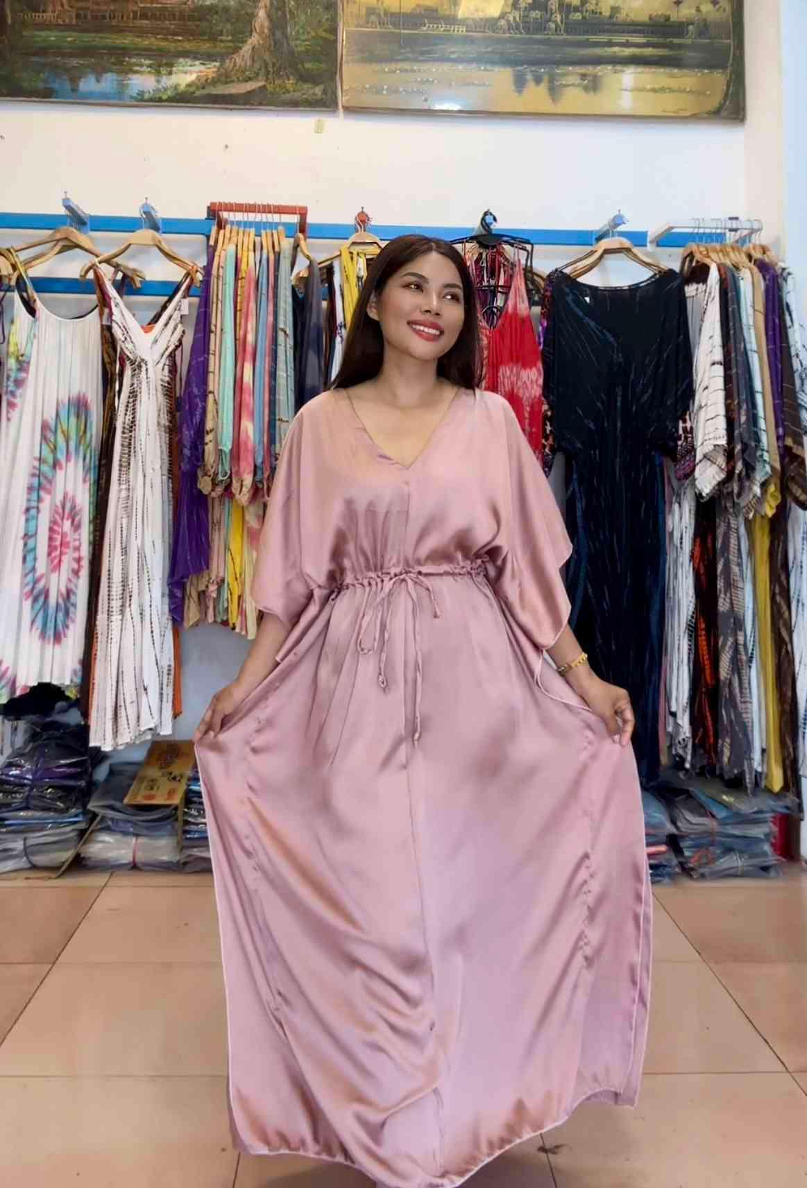រ៉ូបសូត្រមេអំបៅ Plain