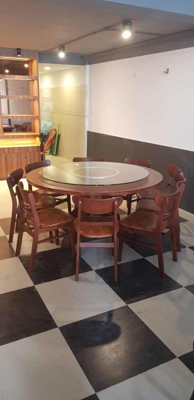 តុឈុតបាយ​ ជេីងឈេី
