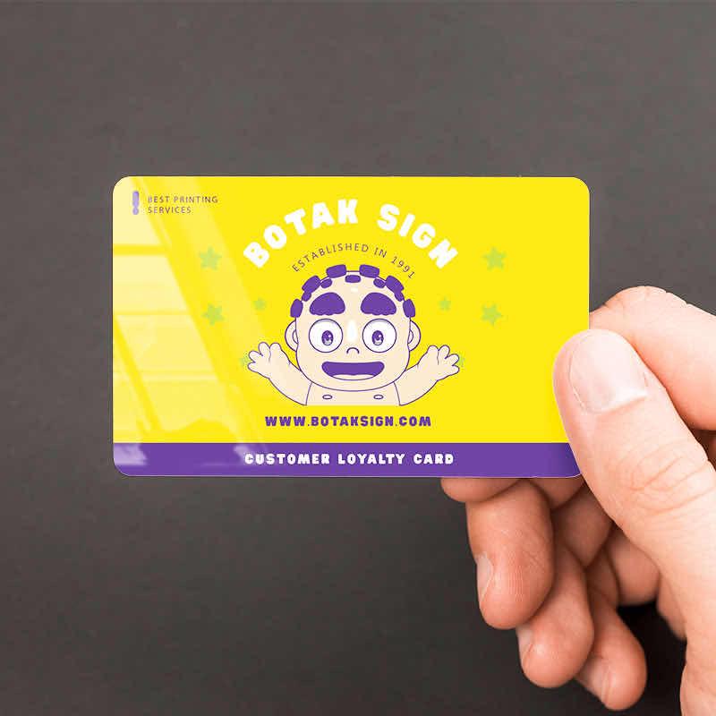 Plastic card 