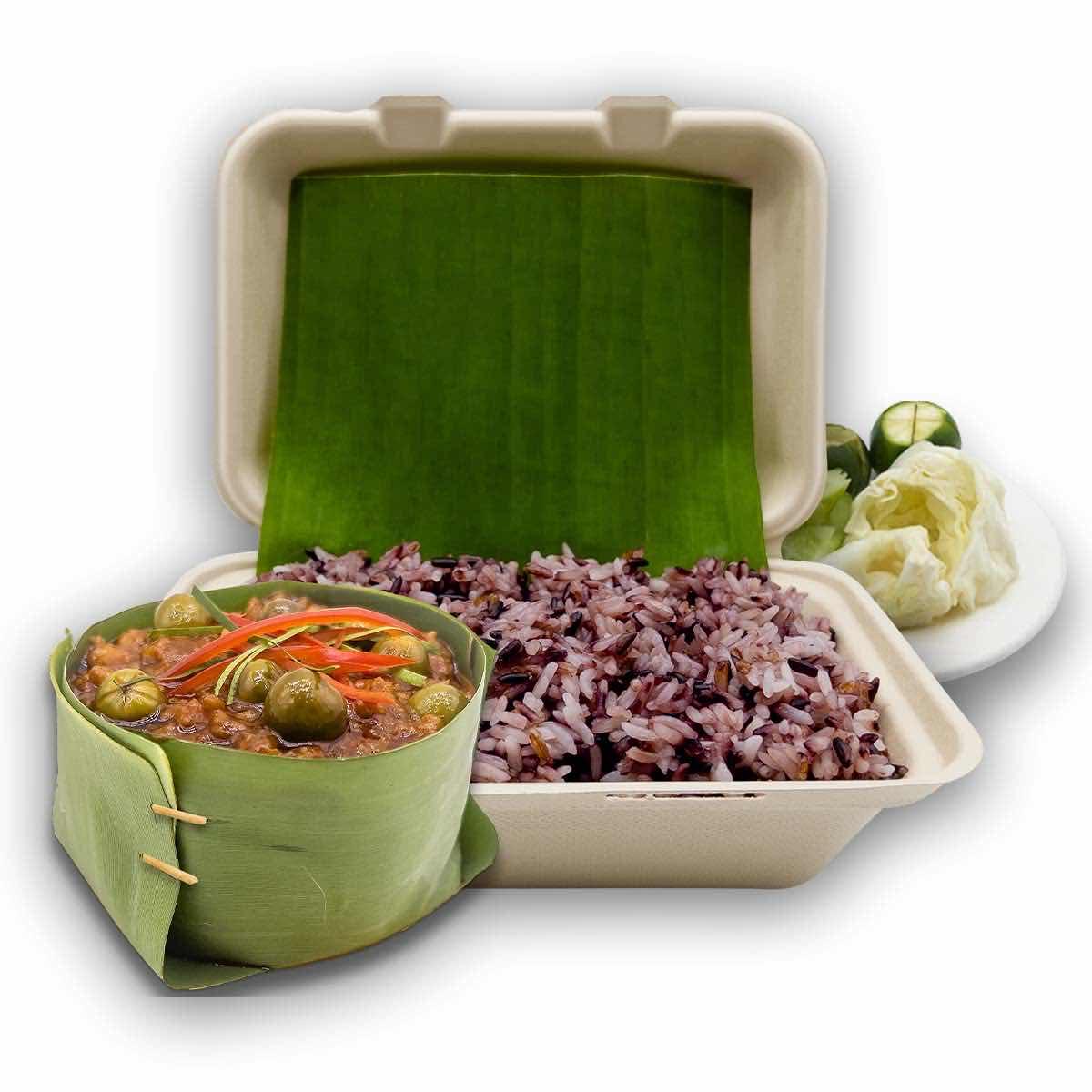 បាយសម្រូបប្រហុកខ្ទិះ (Brown Rice with Brohok and Coconut Milk)