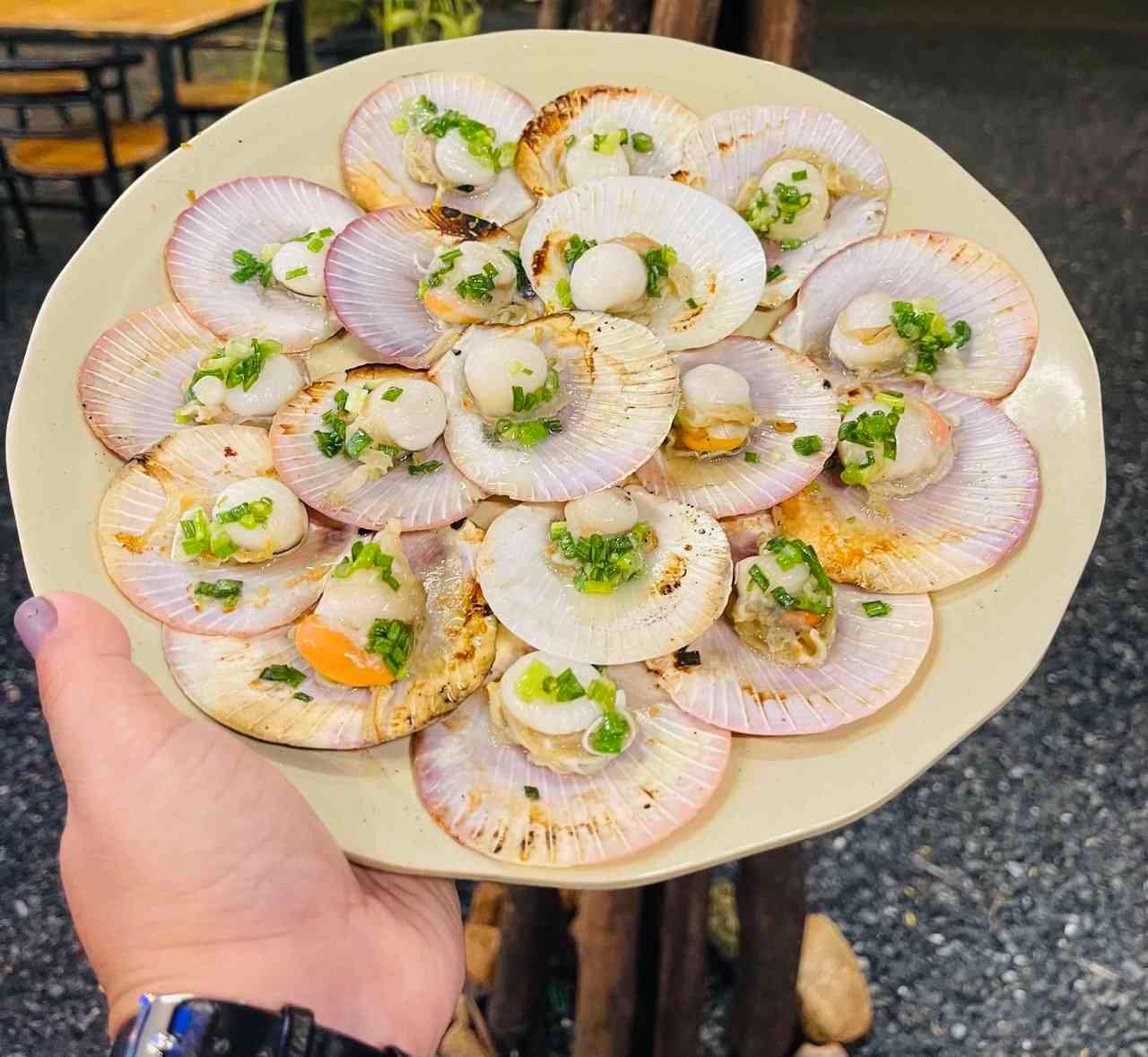 ខ្យងសេលអាំងខ្ទឹមស