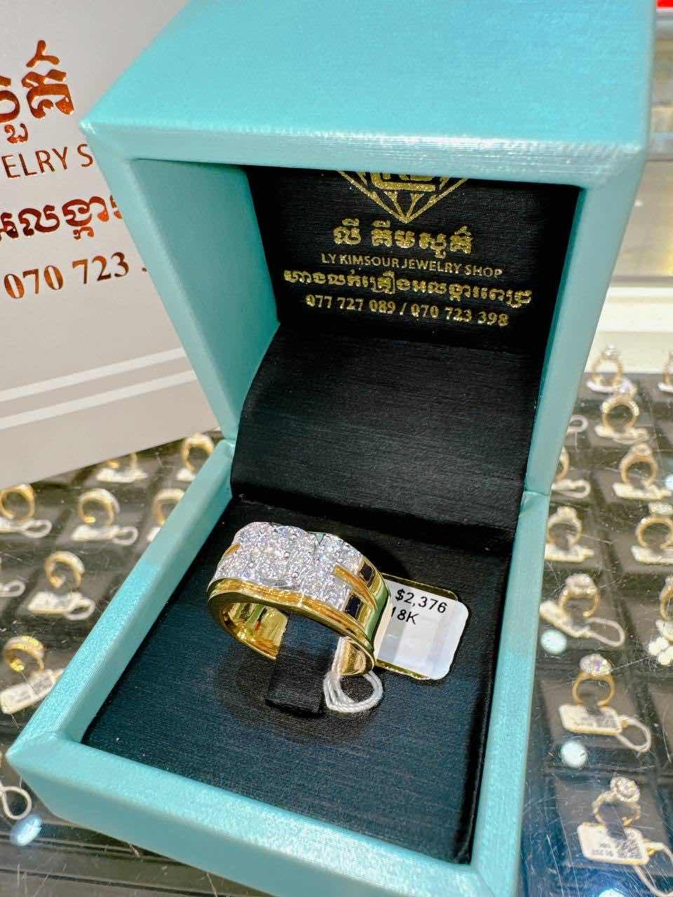 ចិញ្ចៀនប្រុស ដាំពេជ្រធម្មជាតិ