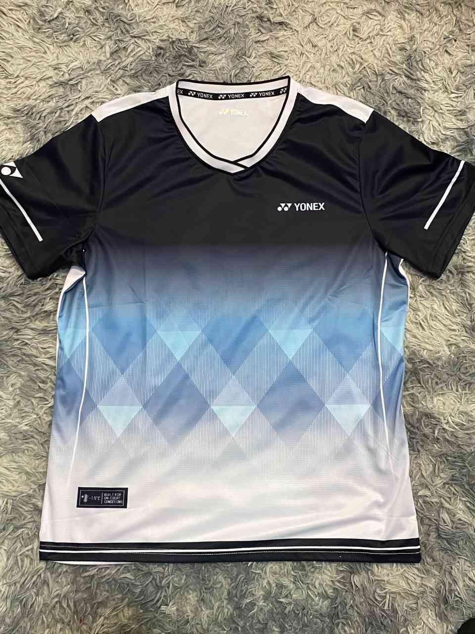 233043A ឣាវyonex