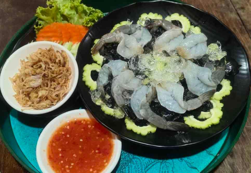 បង្គាទឹកភ្នែក