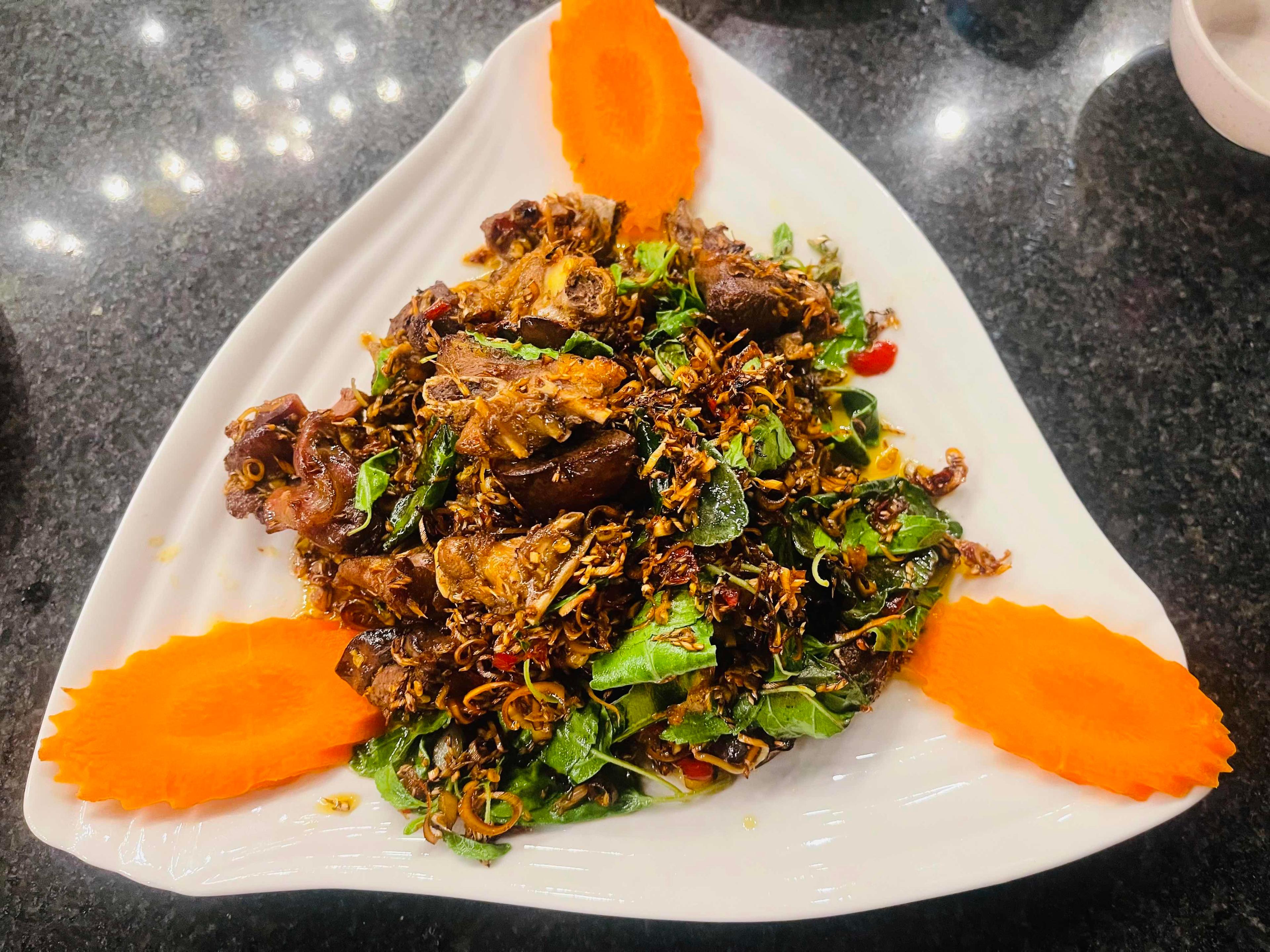 មានស្រែឆាក្តៅ