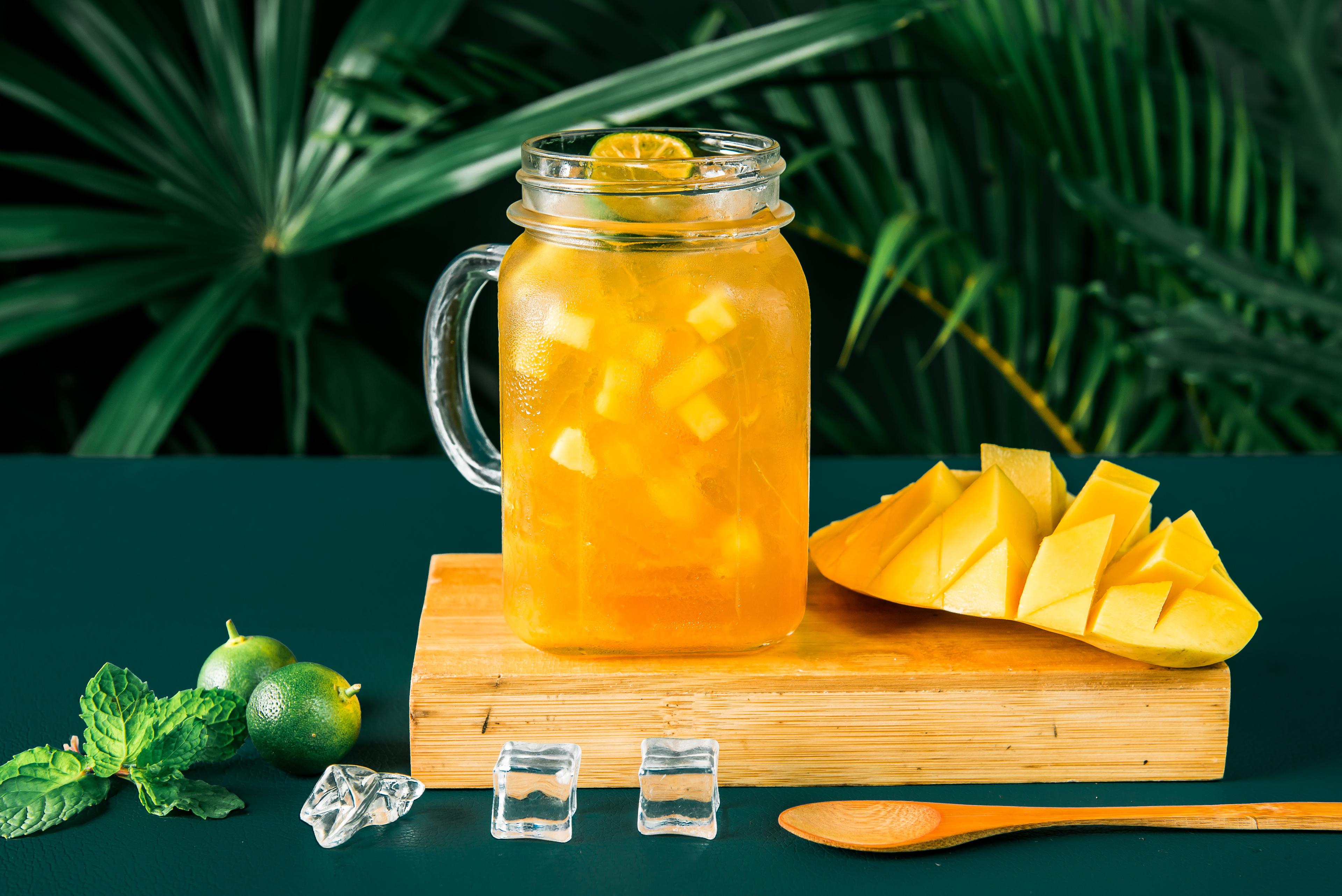 Mango Peach Iced Tea