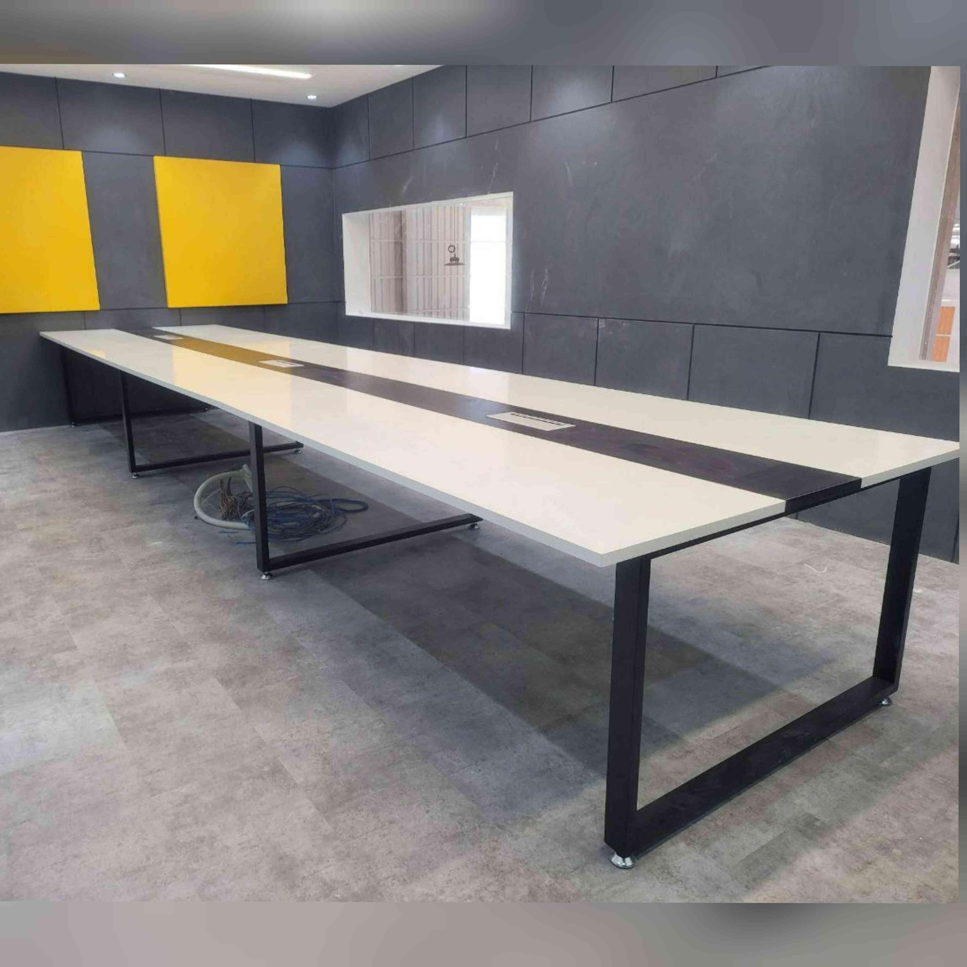 តុប្រជុំខ្នាតធំ 28-30នាក់ (120×720cm)