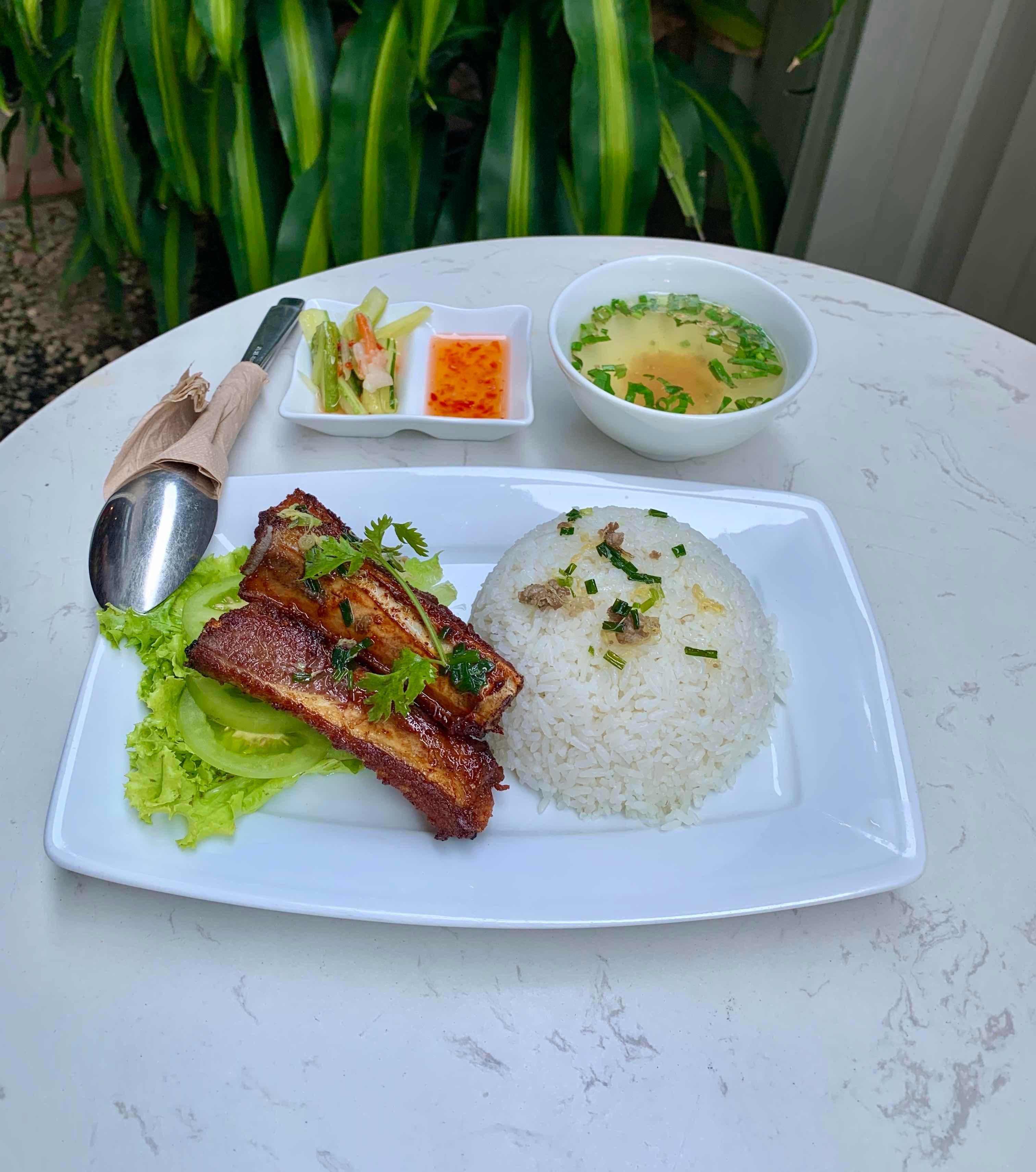 បាយឆ្អឹងជំនីចៀន