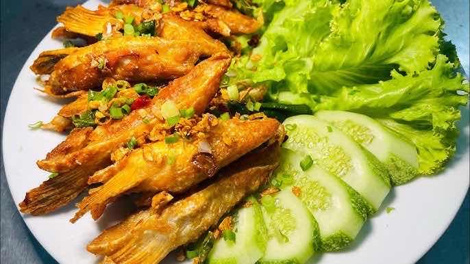 ព្រុយត្រីសាលម៉ុនបំពង 