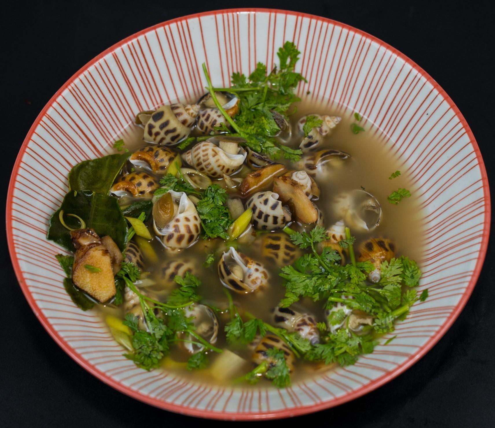 ស៊ុបខ្យងប៉ារ៉ា