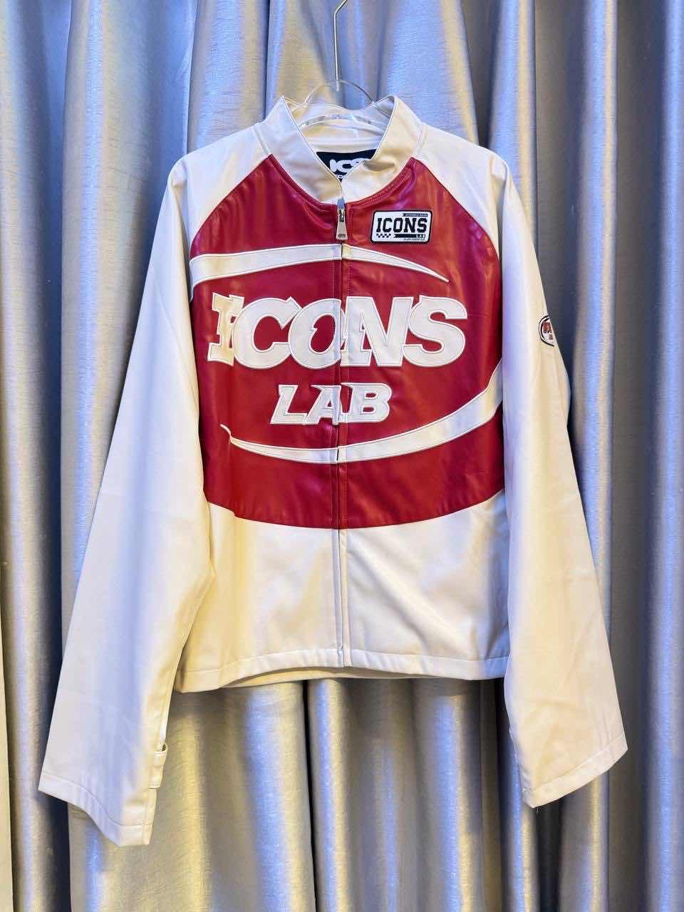 អាវស្បែក ICON ក្រហម