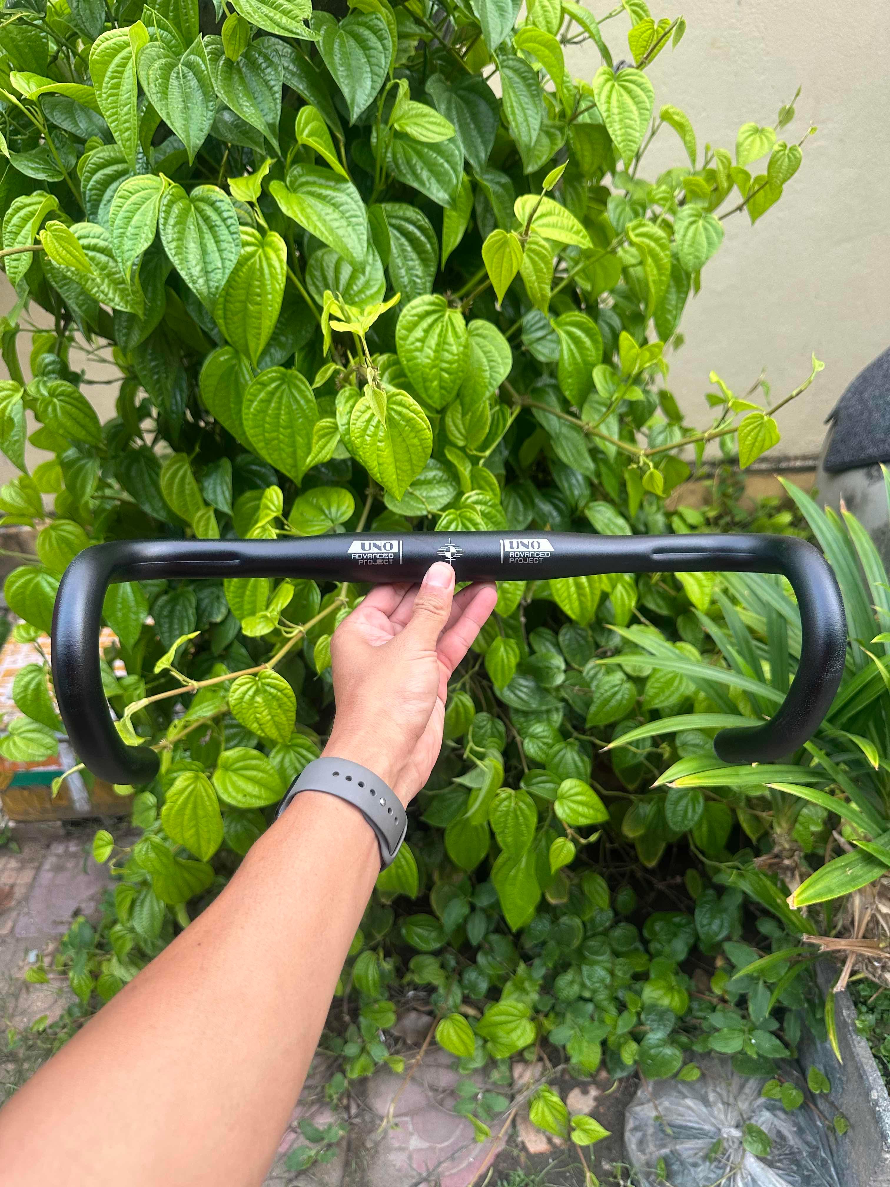 ដៃគួកអាលុយស្រាល UNO ប្រវែង 400/420mm
