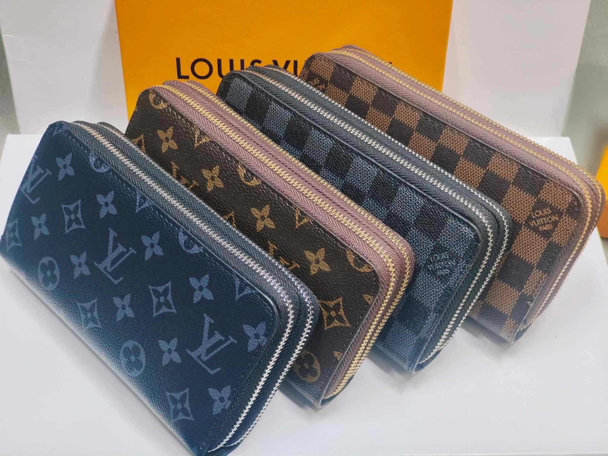 ការបូបដៃរ៉ូតពីរ