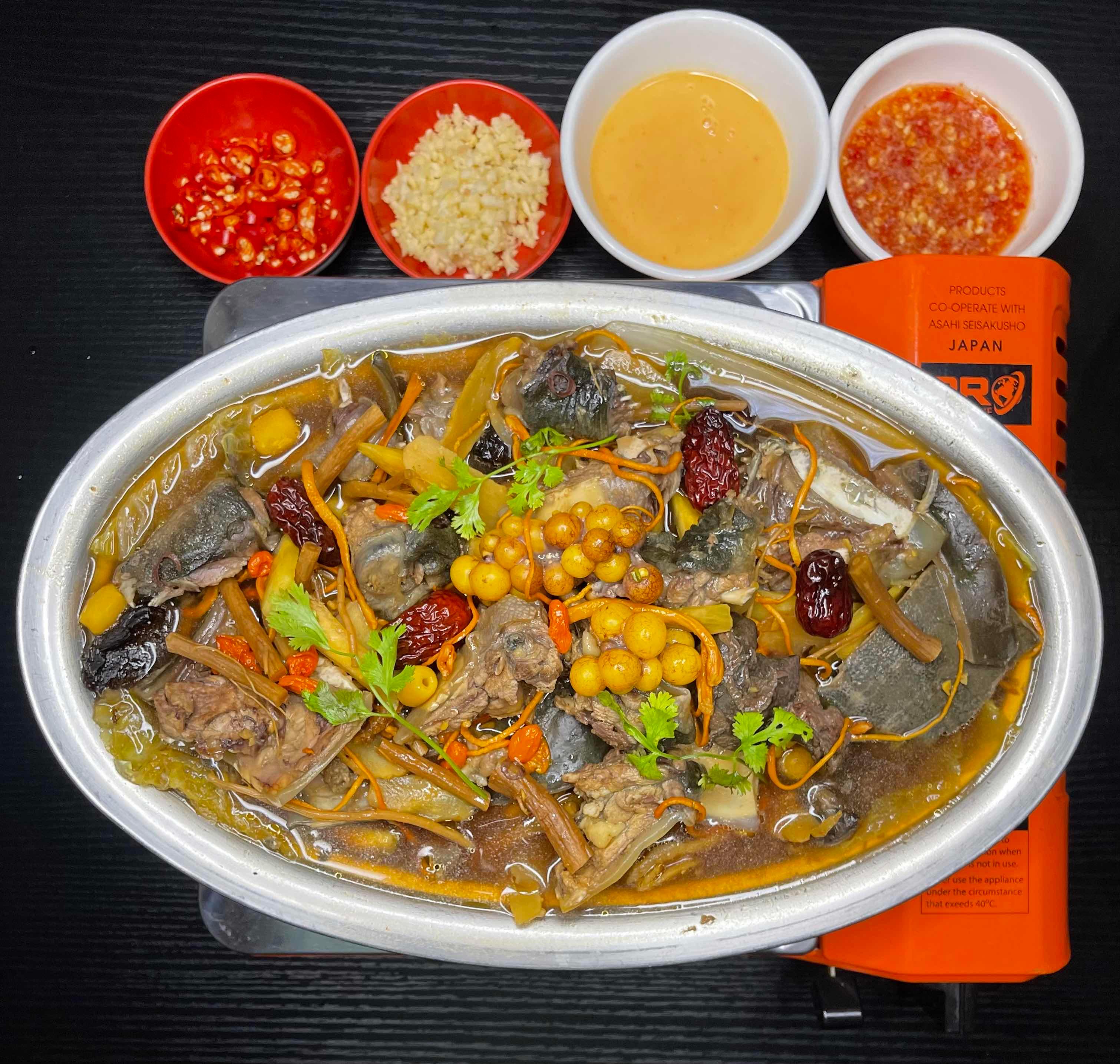 កន្ធាយចំហ៊ុយថ្នាំចិន