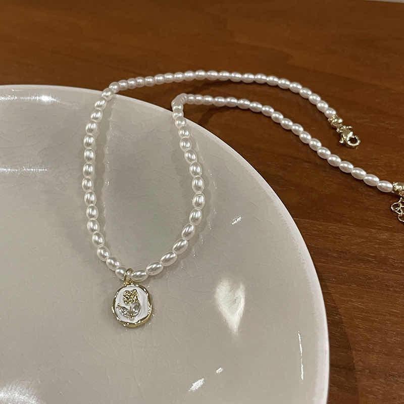 Necklace 84