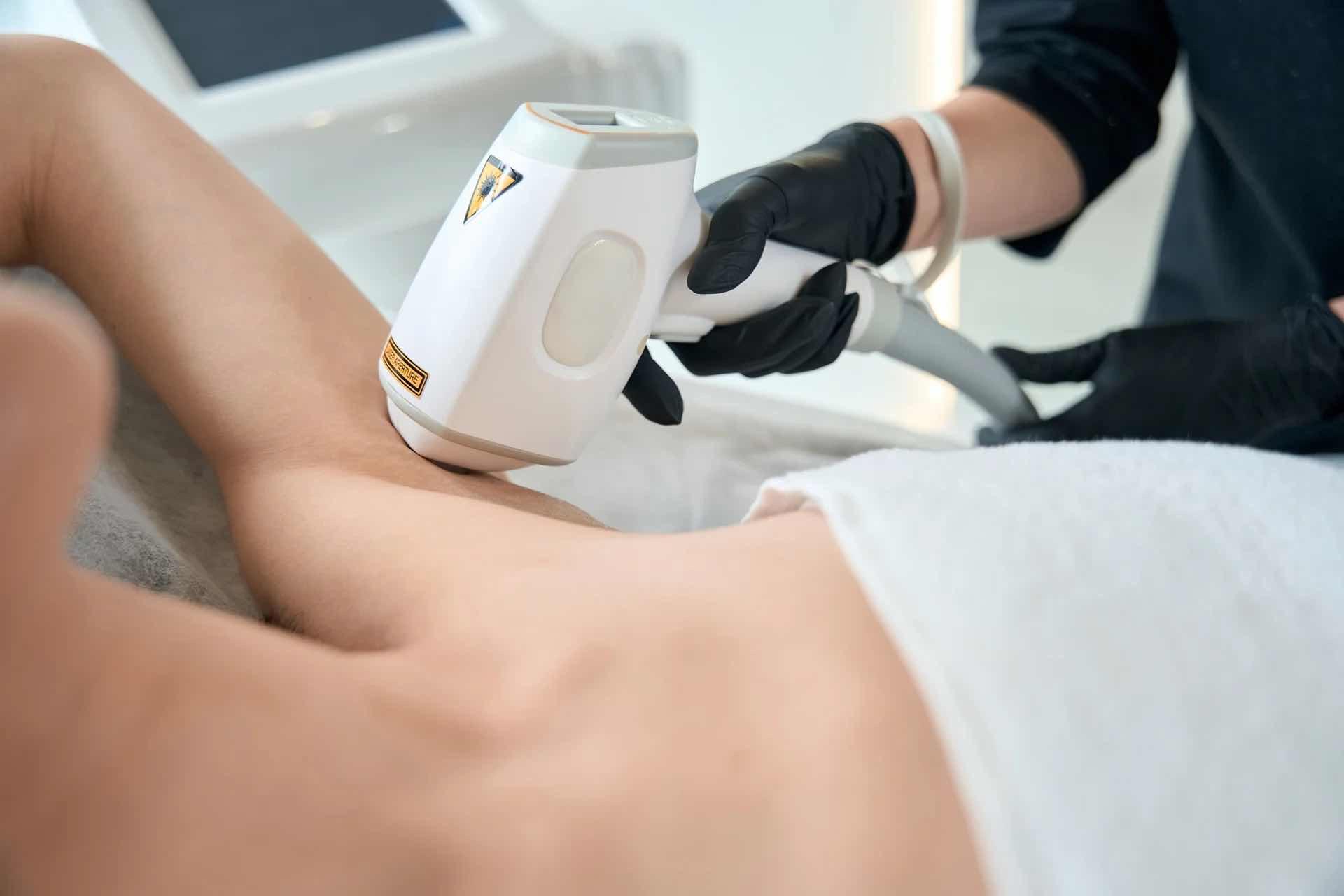 Laser ក្លៀក