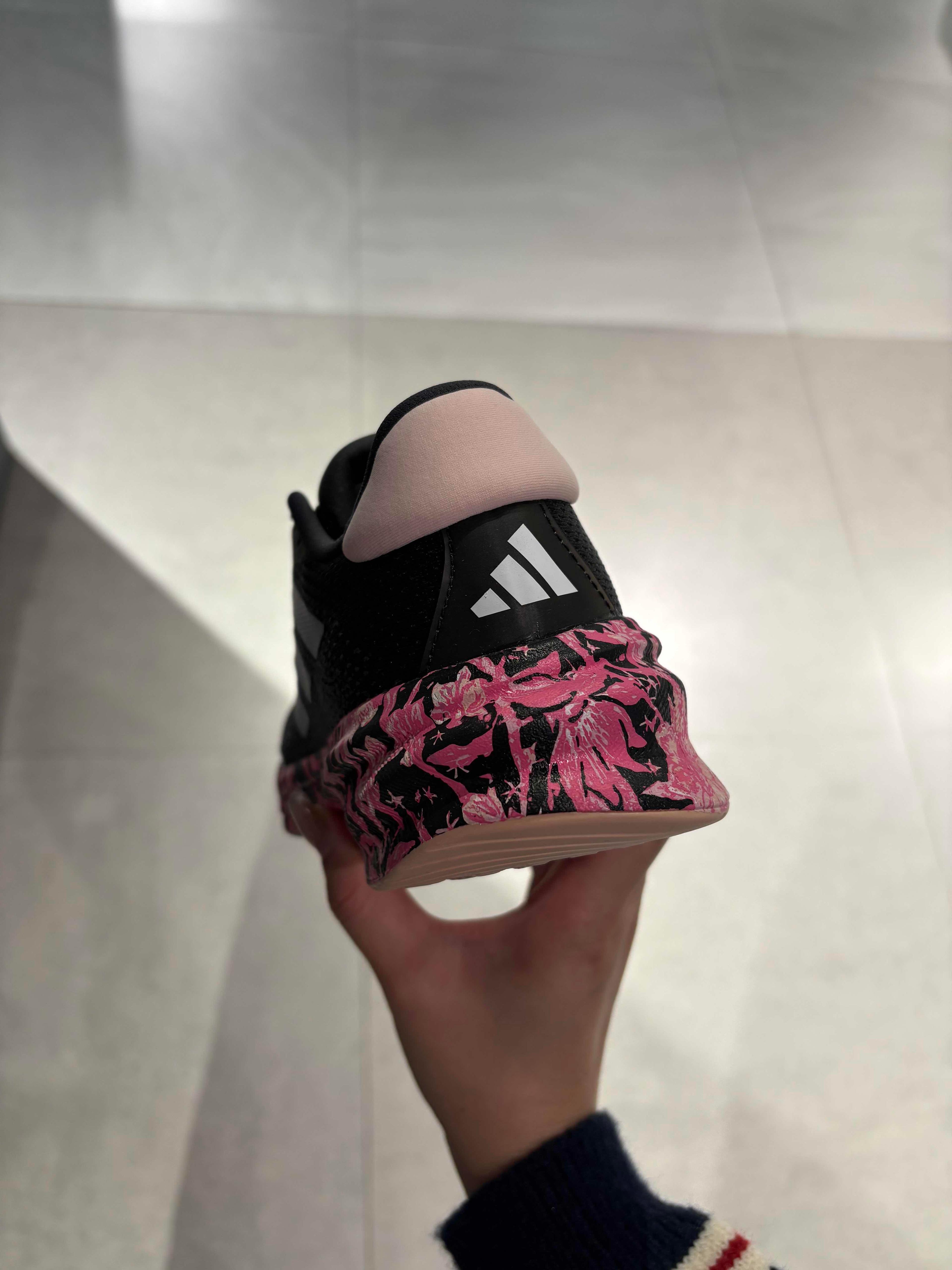Supernova Stride x Floral