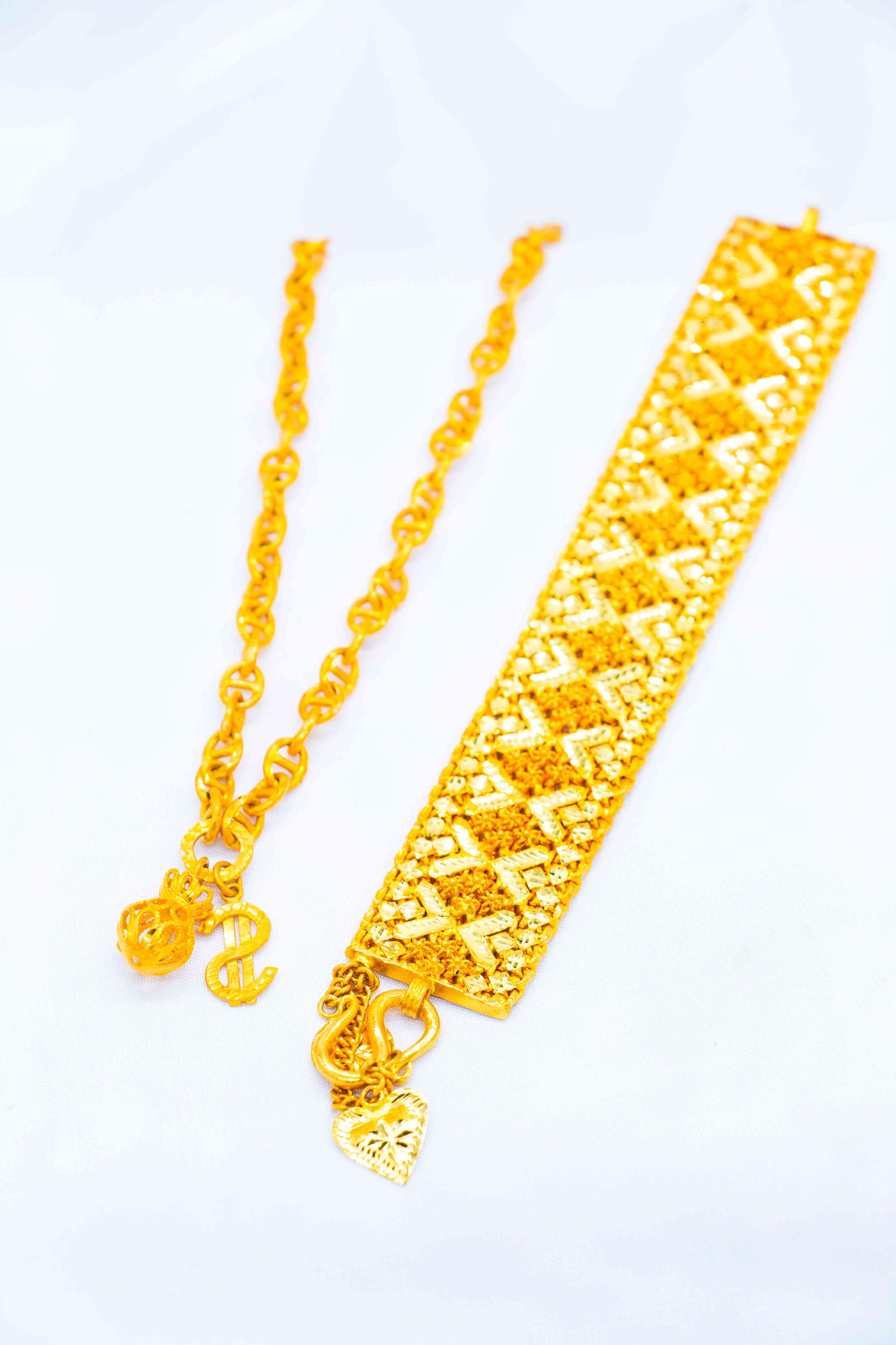 ខ្សែដៃបន្ទះ10ជី