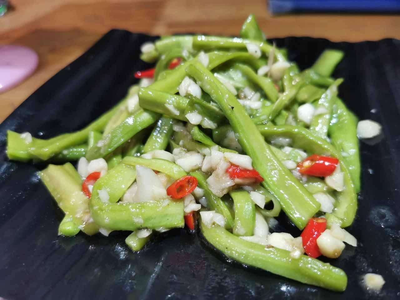 ឆាបន្លែវាំង  ( ម្ហូបចិន )