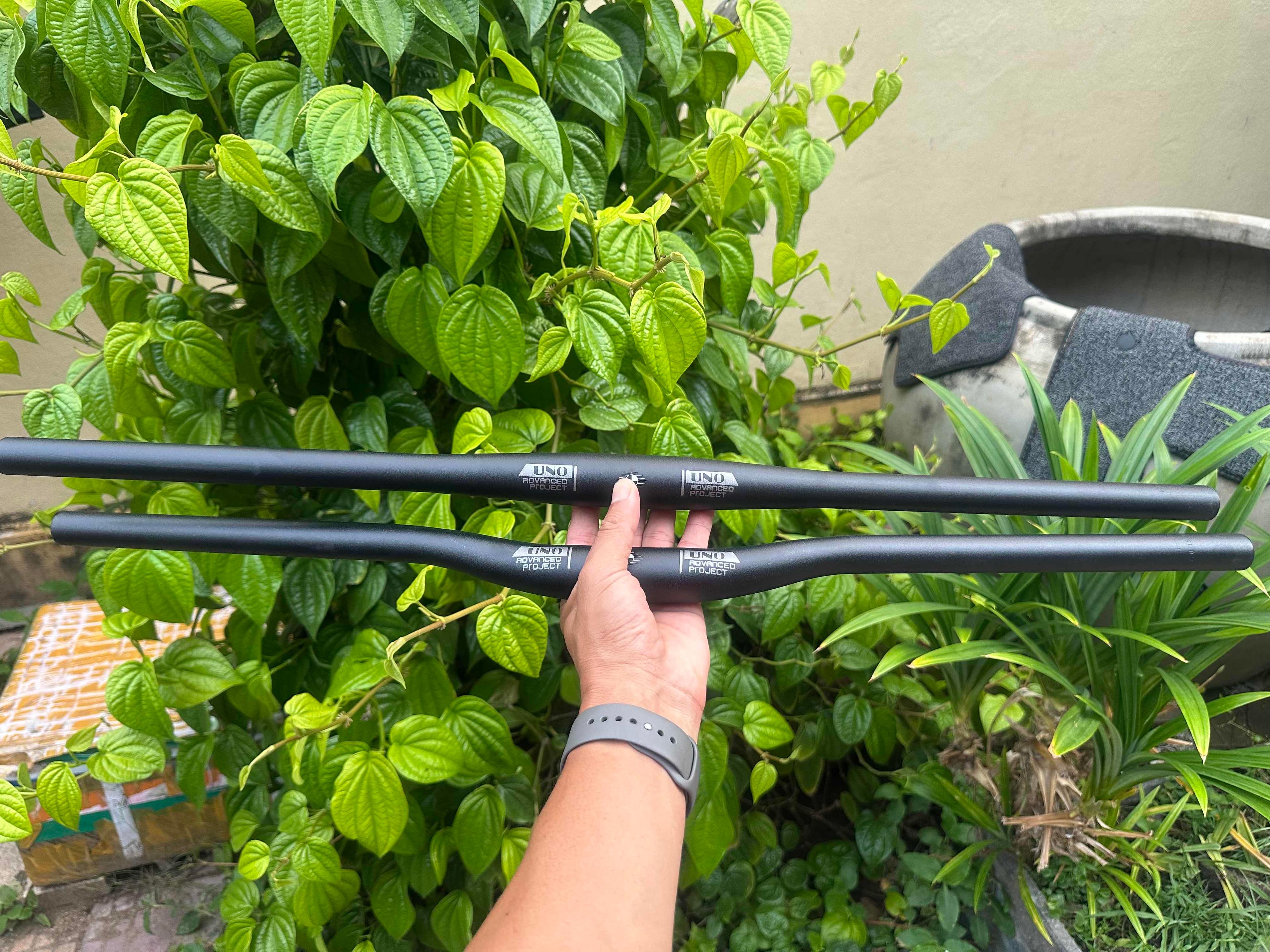ដៃ​ UNO ប្រវែង720mm