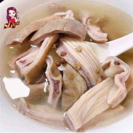 ស៊ុបប៉ូវក្រពះជ្រូក ប្រហិតត្រីឆ្លាត 