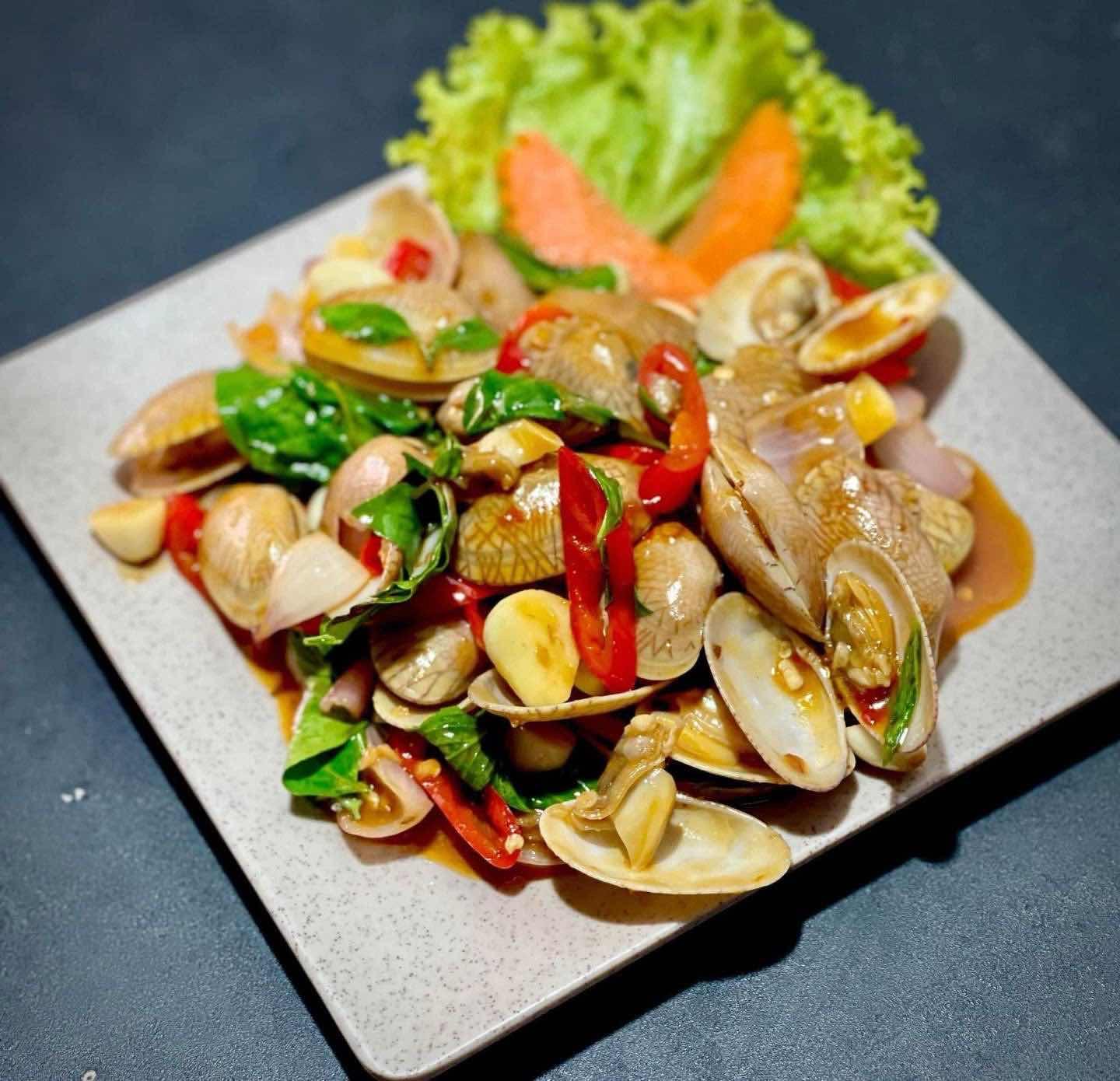 លៀសហូលឆា អំពិលទុំ