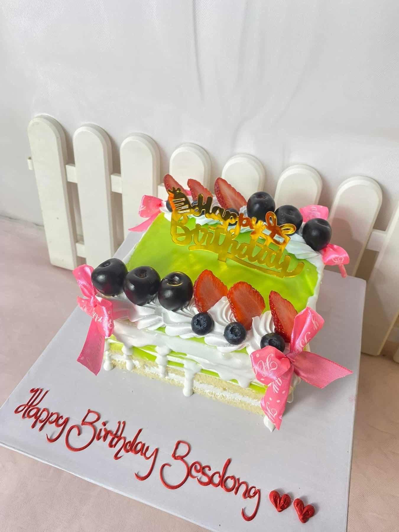 Cake ក្រេបជ្រុង