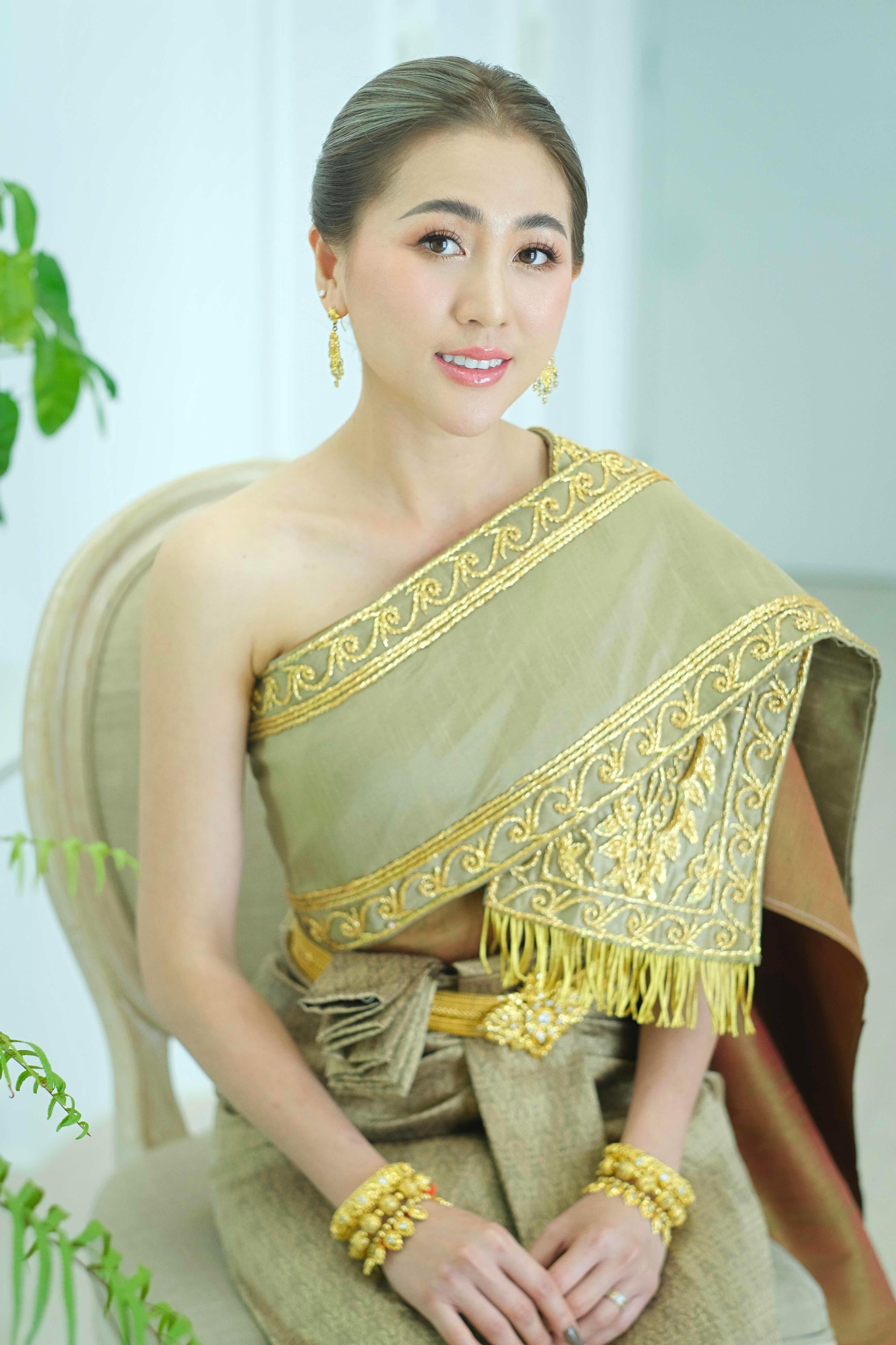ឈុត លង្វែក ស្បៃពានា តូច