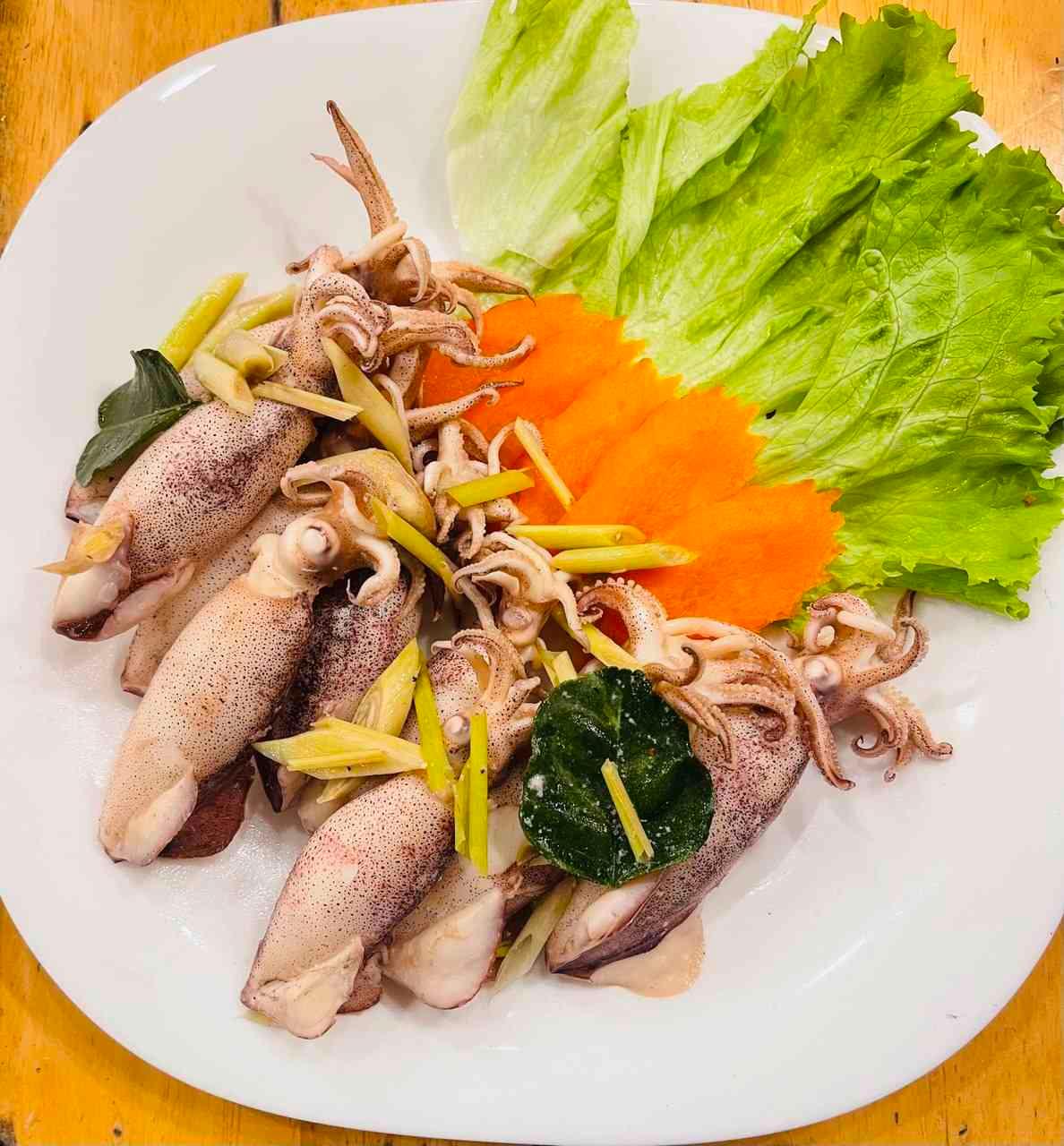 មឹកបំពងស្ងោរទឹកដូង