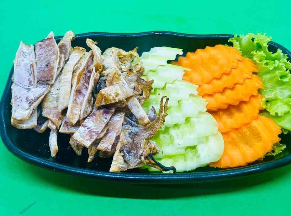 យាហ៊ឺអាំង