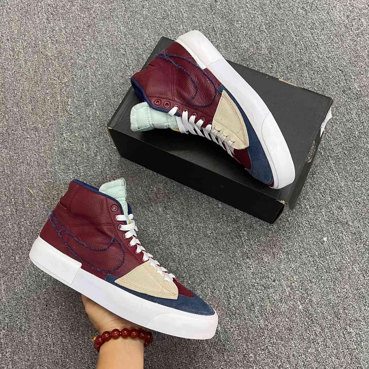 Nike 