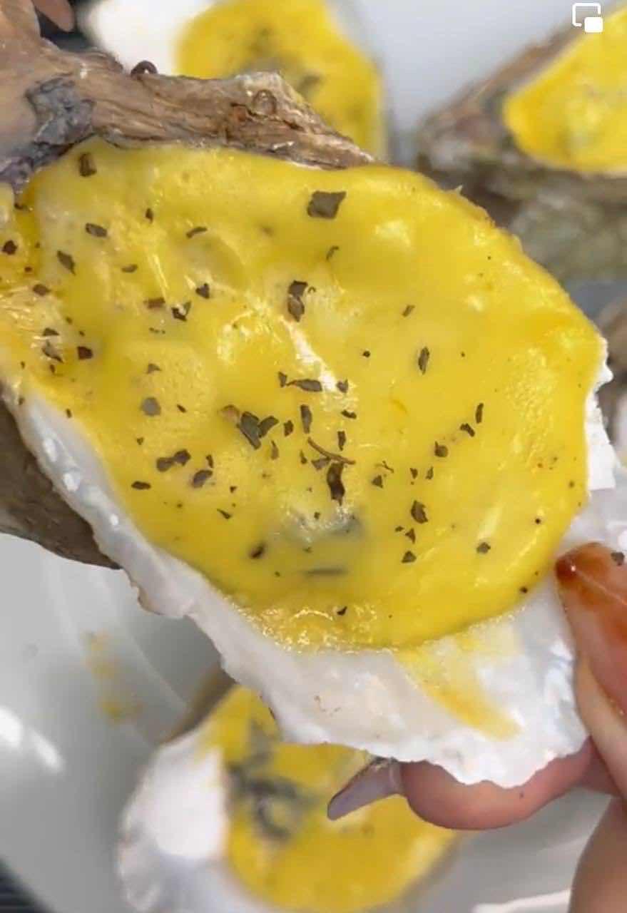Oyster cheese 4 - 5 គ្រាប់