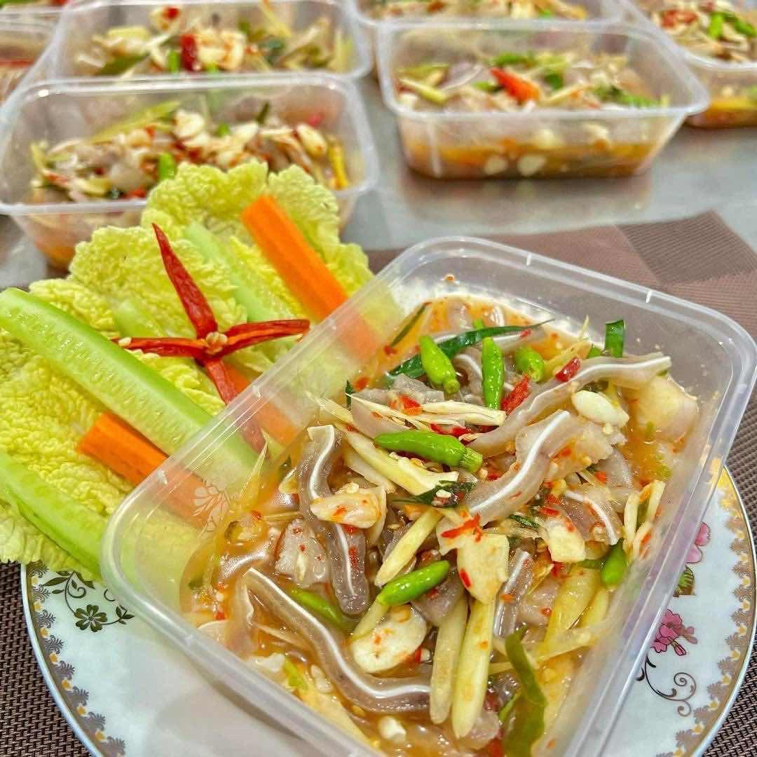 ជ្រក់ត្រចៀកជ្រូក