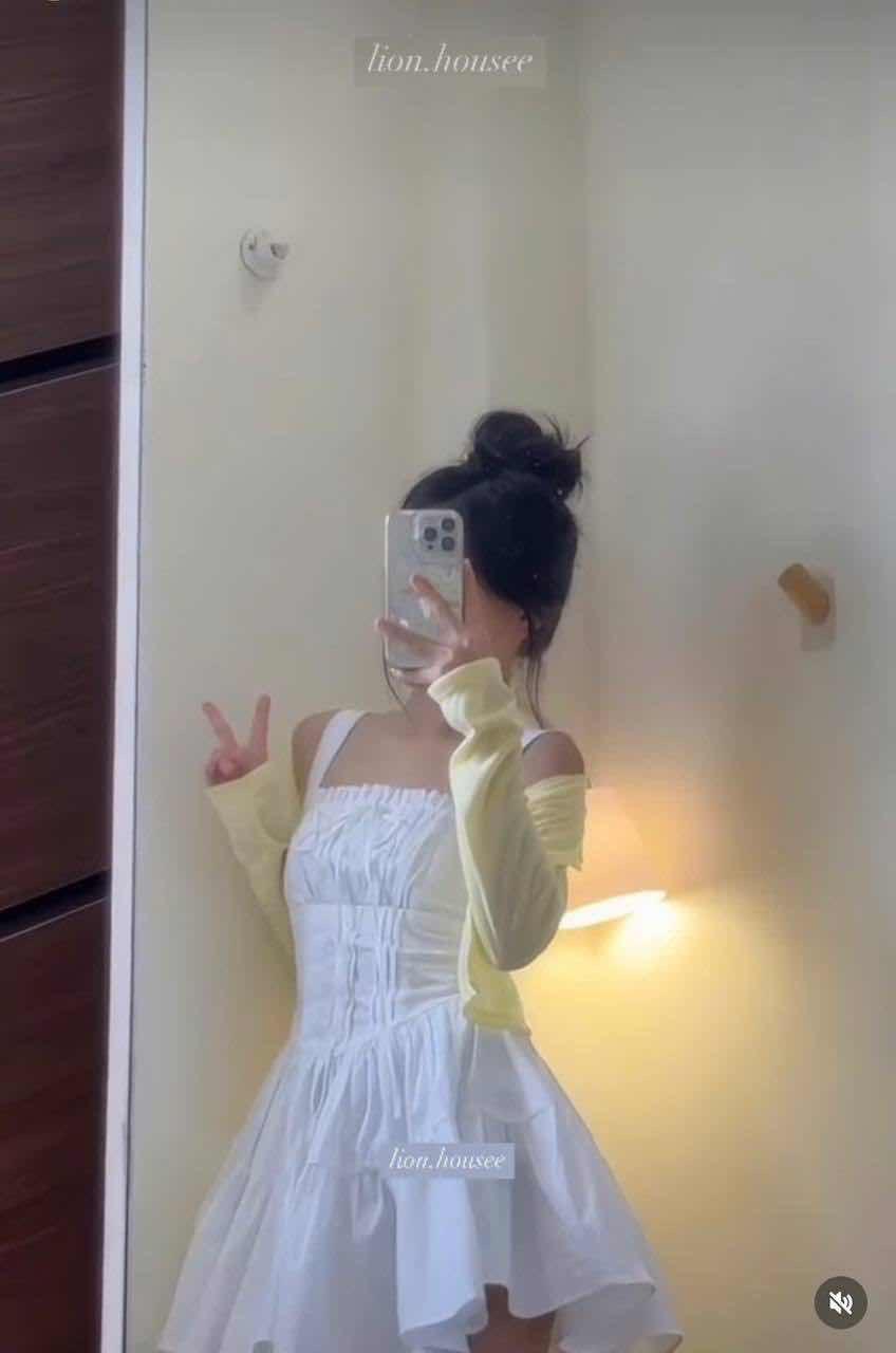 ឈុតរ៉ូបអាវក្រៅ