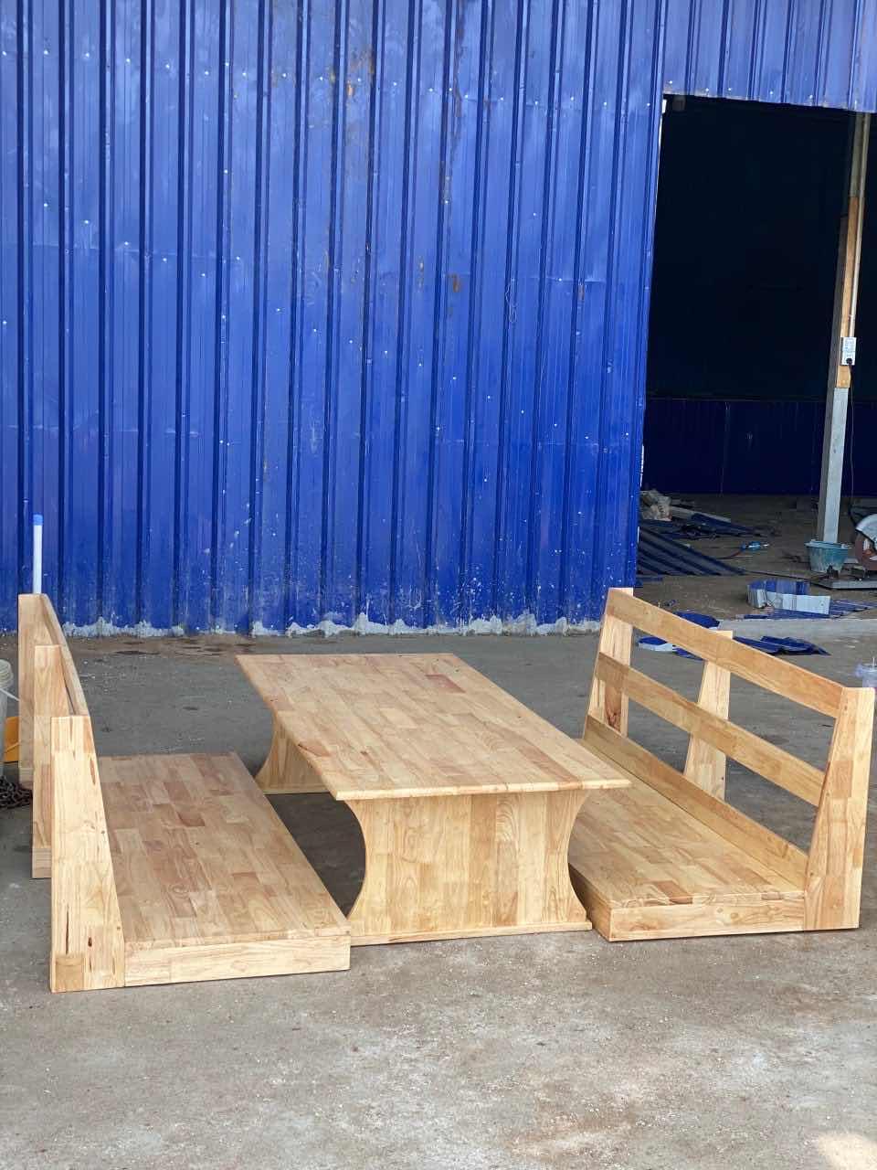 តុឈុត​ ឈេីកៅស៊ូទាប