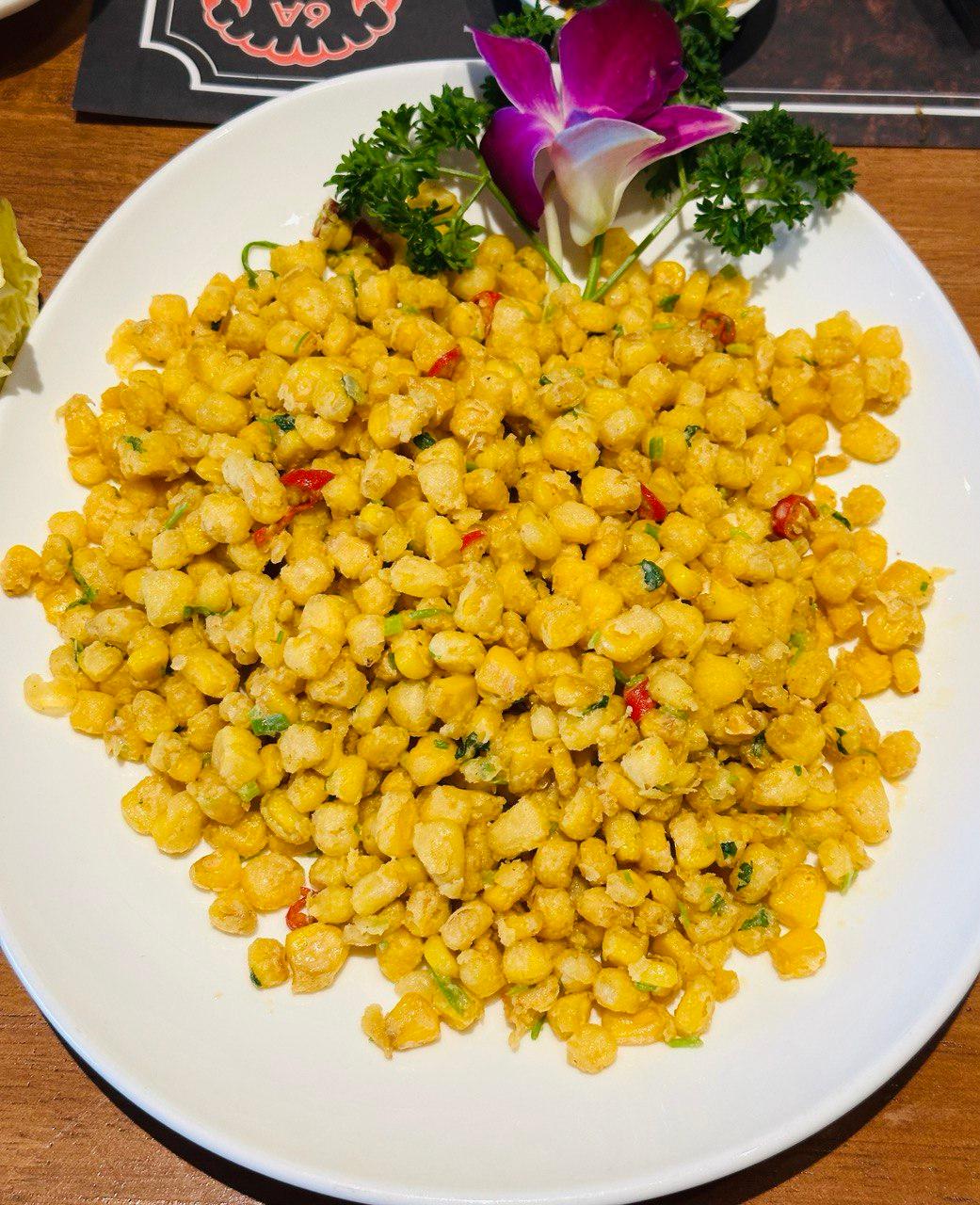 ពោតបំពងពងទាប្រៃ Deep fried corn with salty egg
