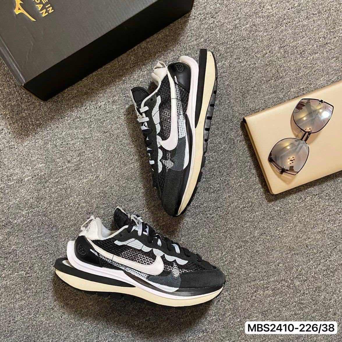 Nike LD