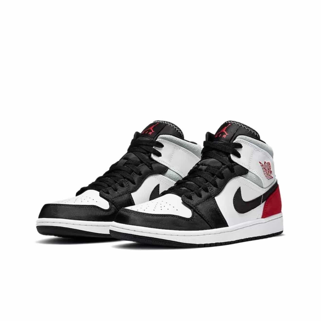 AJ1 Mid Red Black Toe