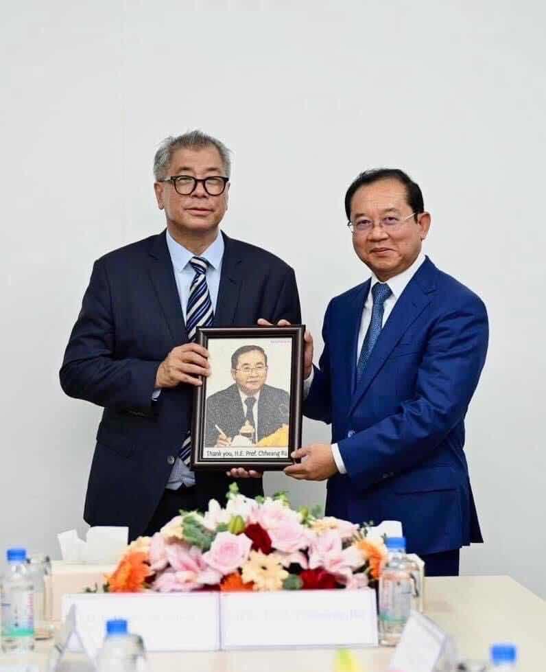 រូបមនុស្សម្នាក់(portrit-1 person)