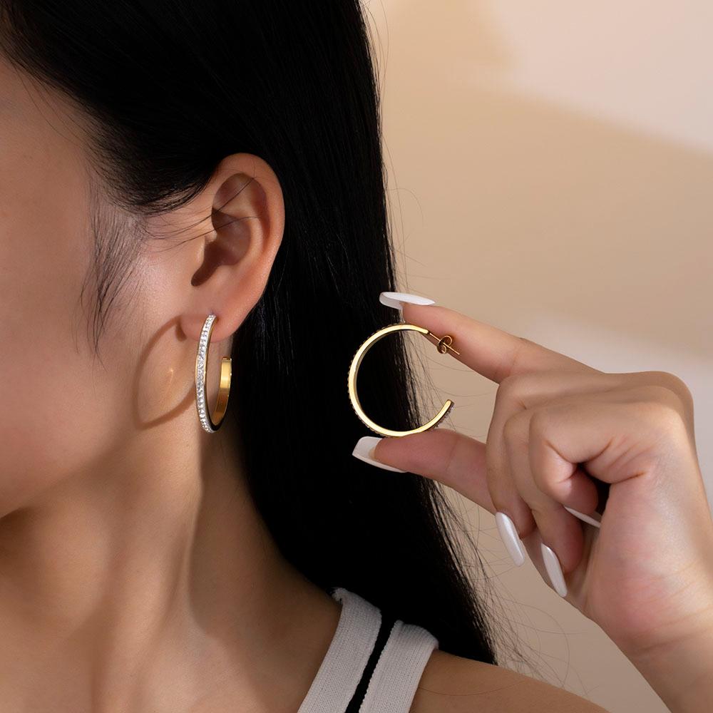 EY004_Huggie Earring (Sold out)