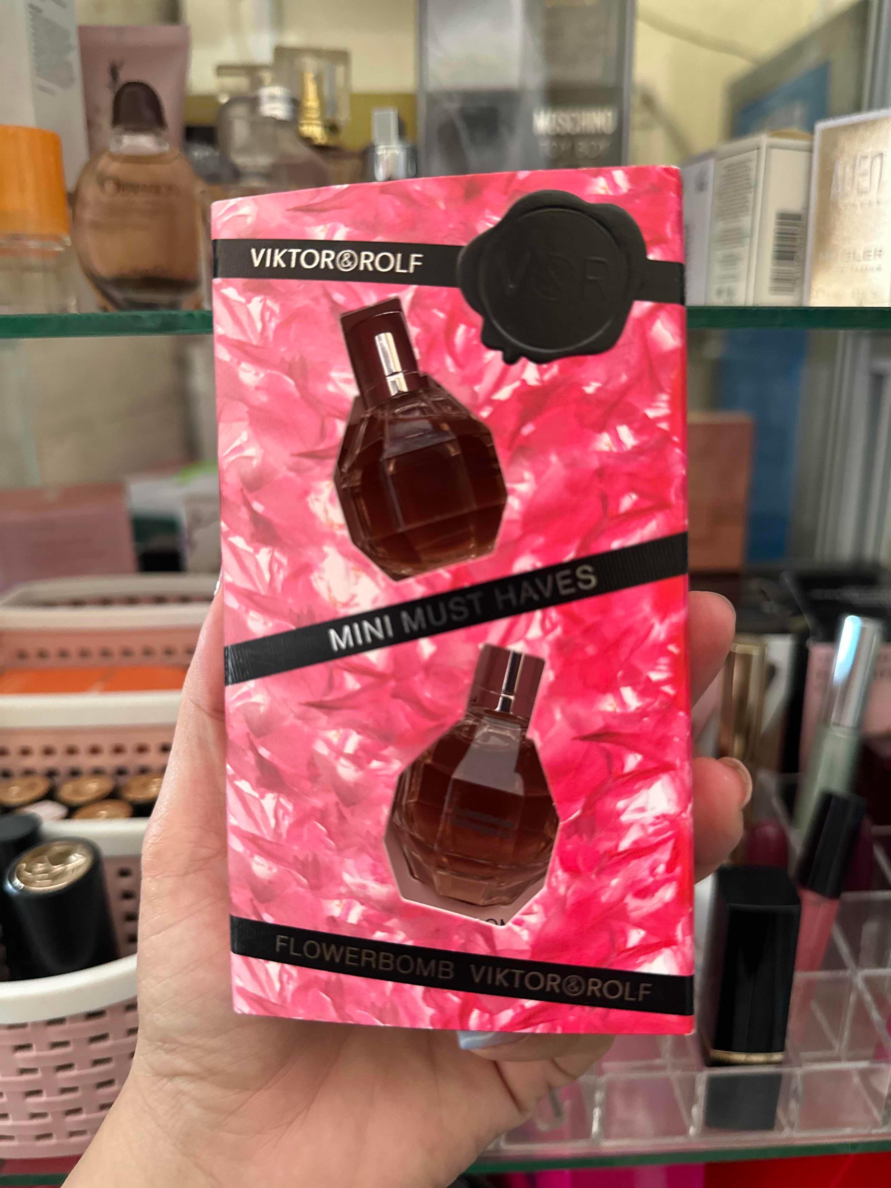 Viktor&Rolf flowebomb 