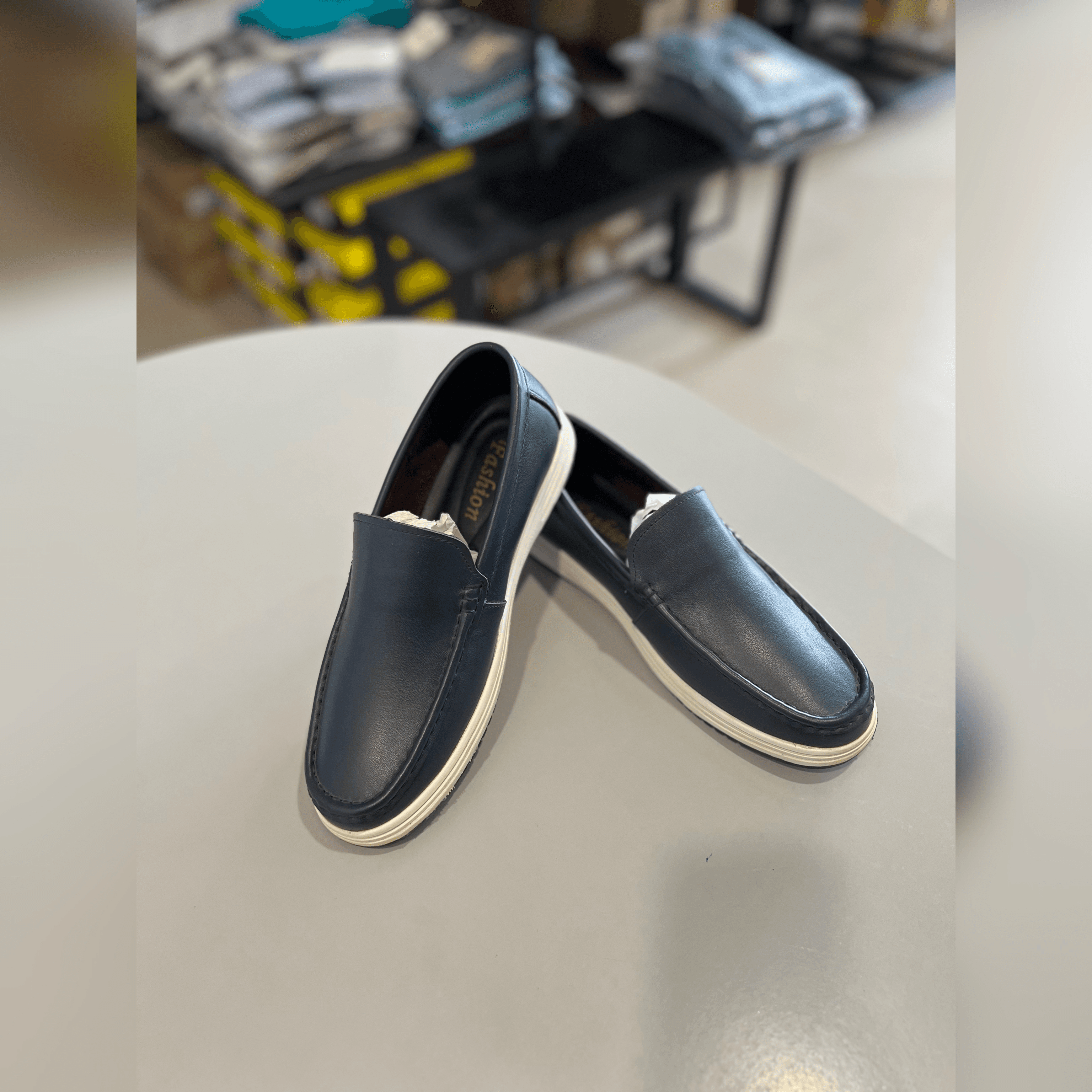 👞ស្បែកជើងប្រុស (0217)