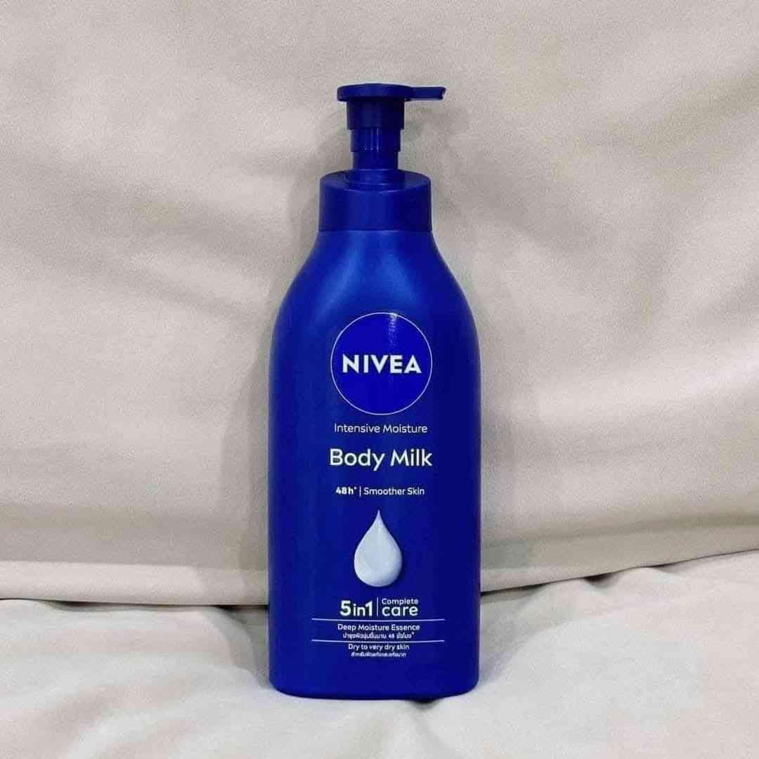 NIVEA BODY Milk