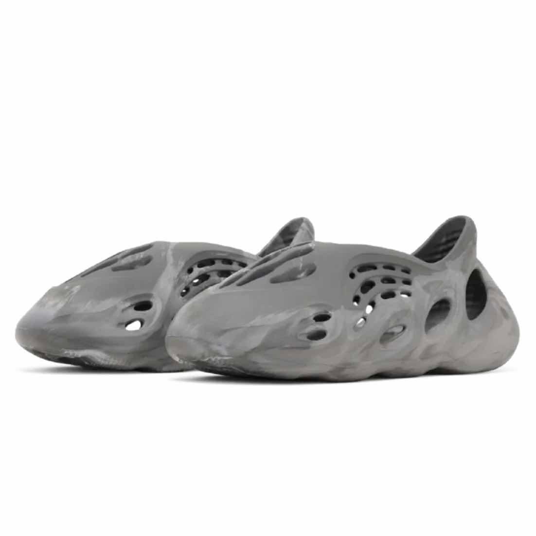 Yeezy Foam MX Granite